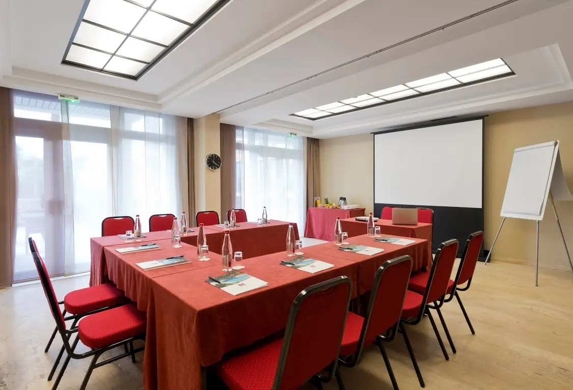 Nehô Suites Cannes Croisette 11
