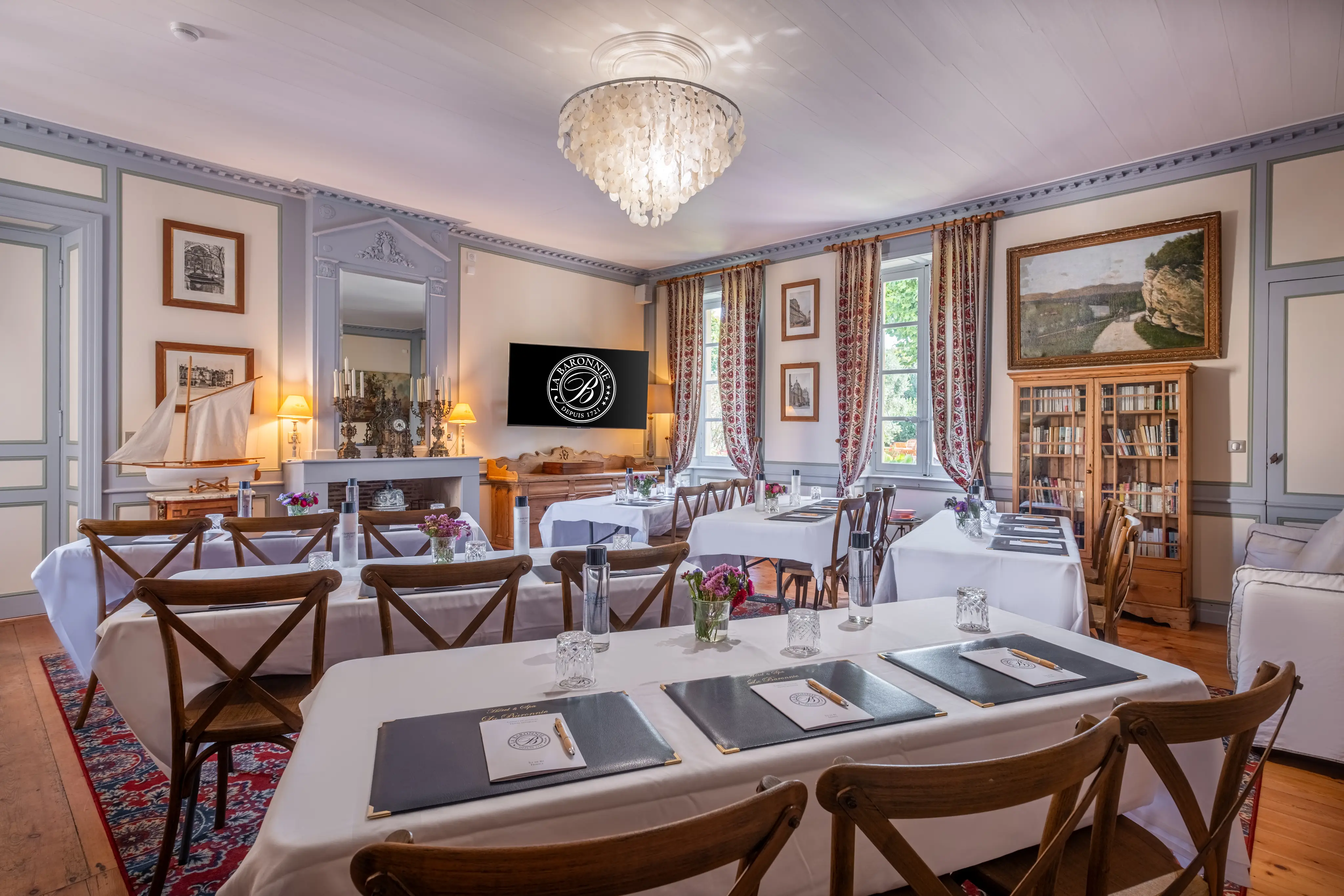 La Baronnie Hôtel & Spa**** 9