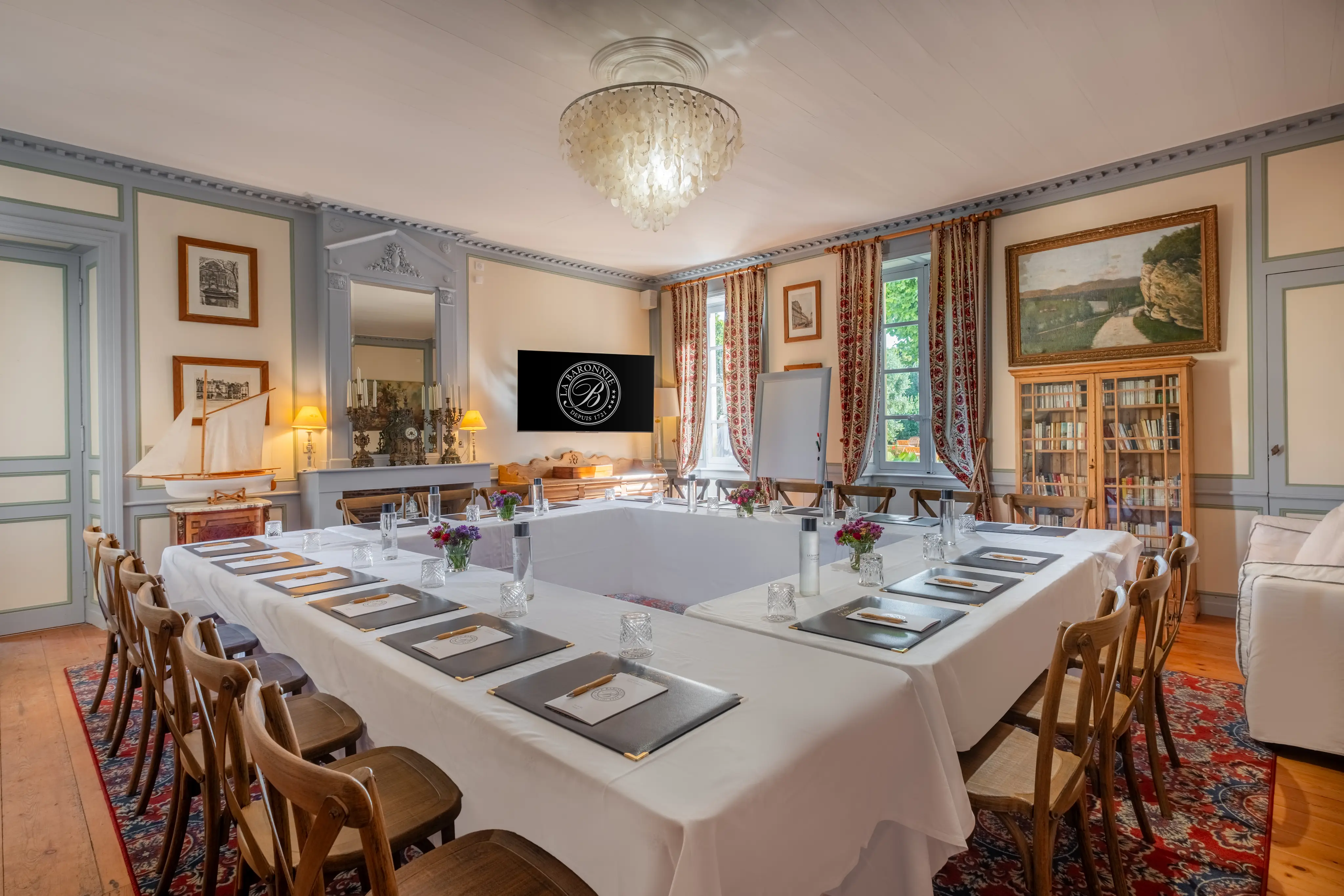 La Baronnie Hôtel & Spa**** 10