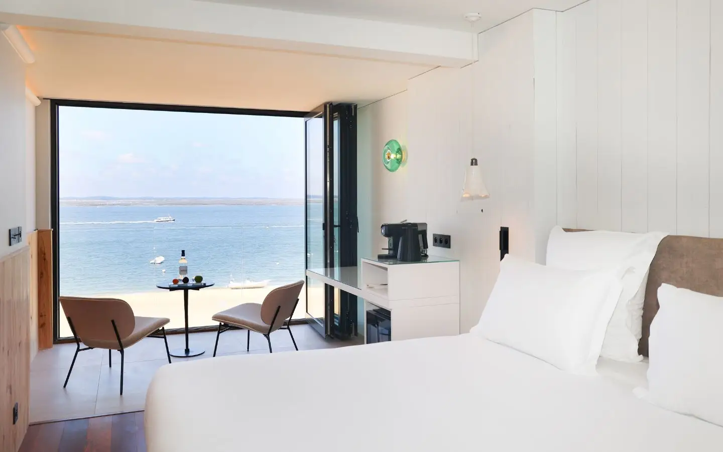 Les Vagues Hôtel & Spa 8