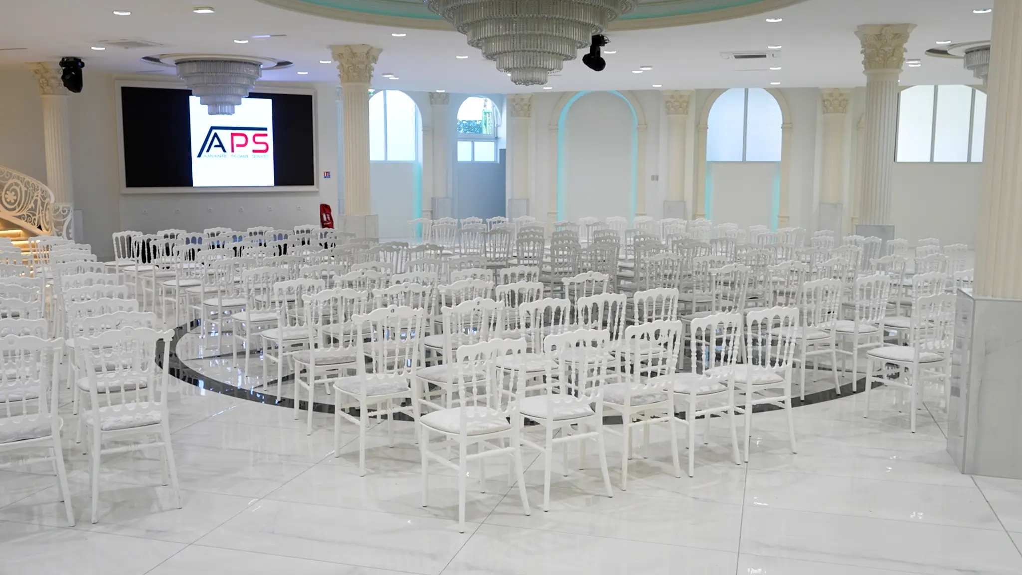 Palais Groupe 9