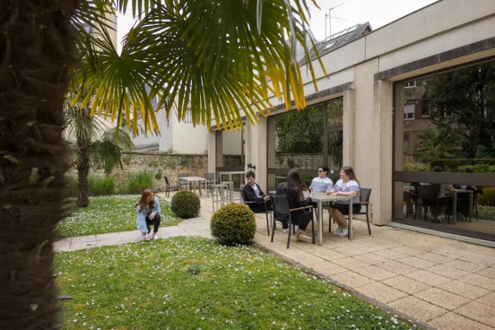 Mercure Caen Centre Port de Plaisance 6