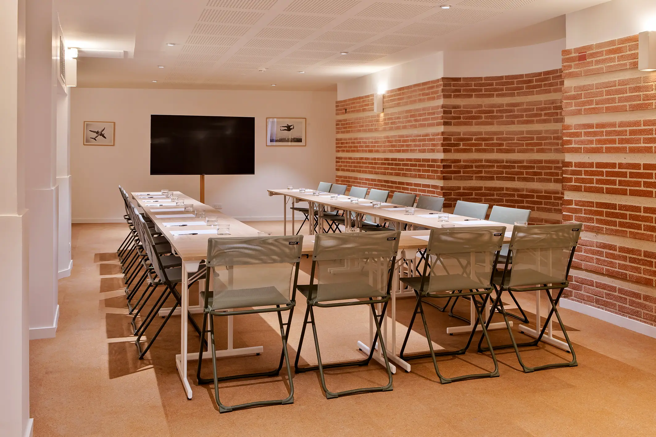 ALFRED HOTELS – Toulouse Centre Wilson *** 6