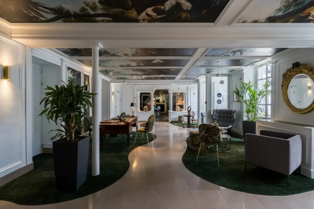 Aigle Noir Fontainebleau - MGALLERY 6