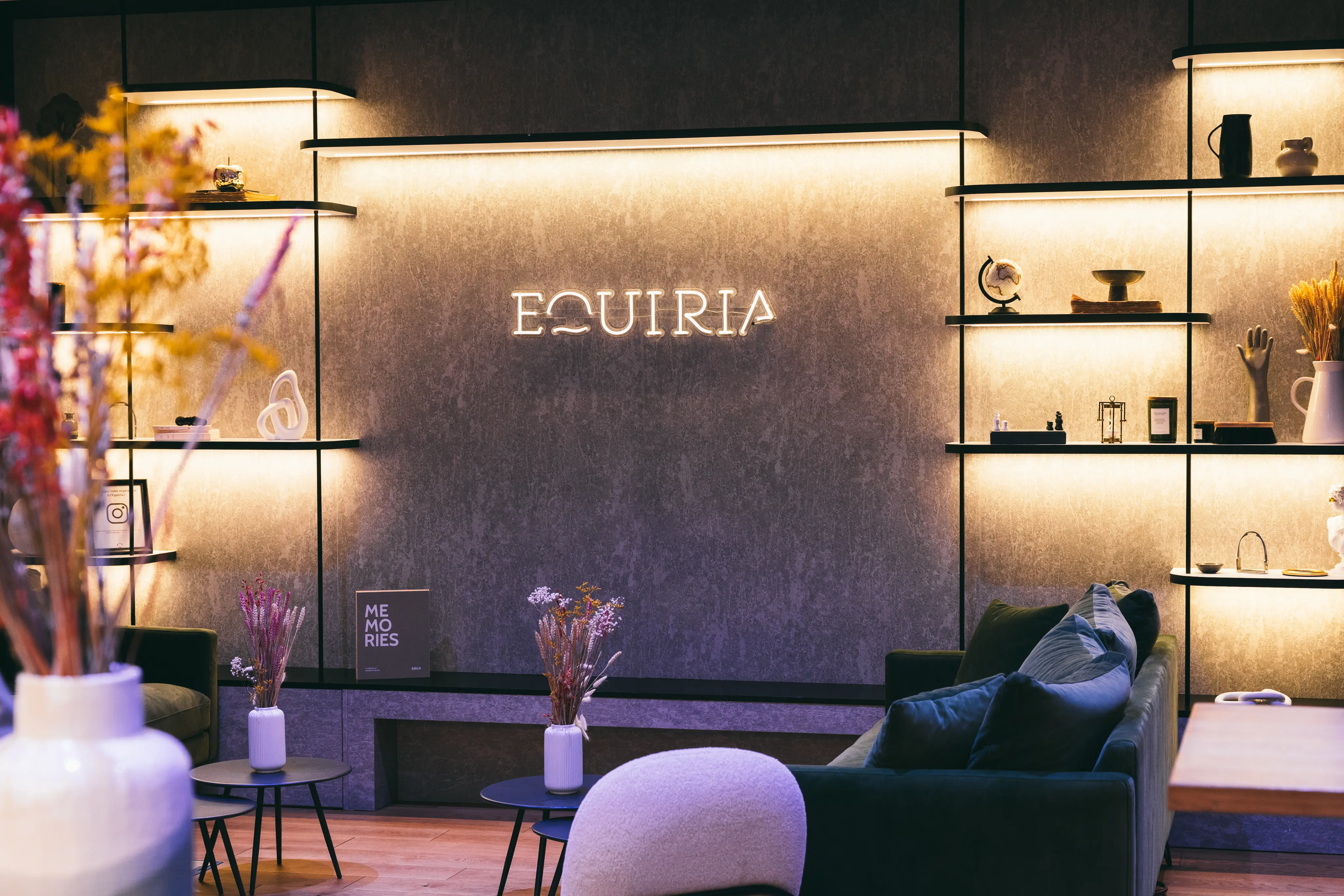 EQUIRIA 17