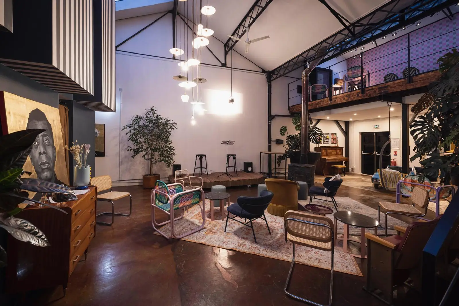 Le Quatre, loft indus thématisé Arts du Spectacle