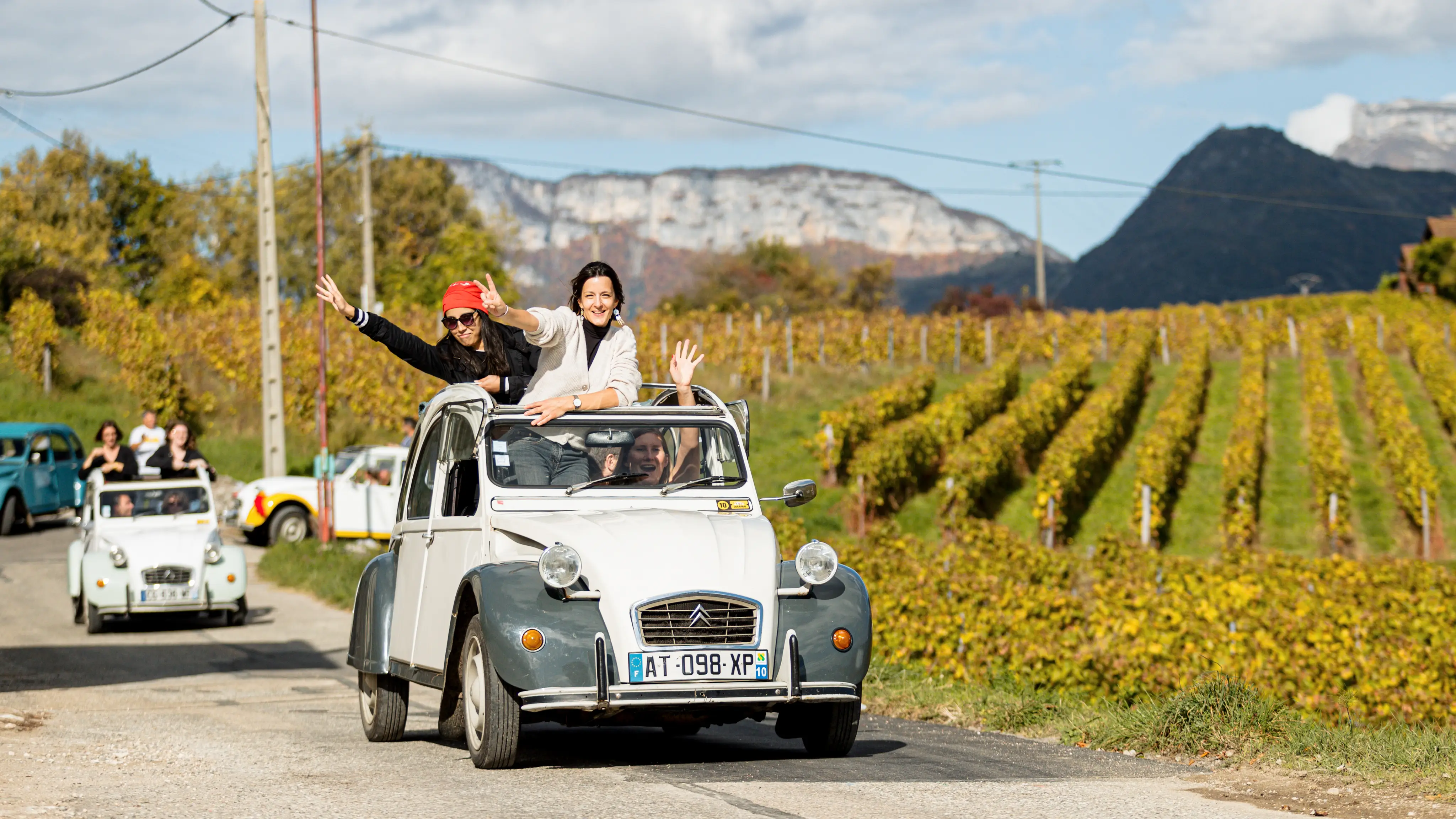 Rallye en 2CV: 4 formules de teambuilding en 2CV 6