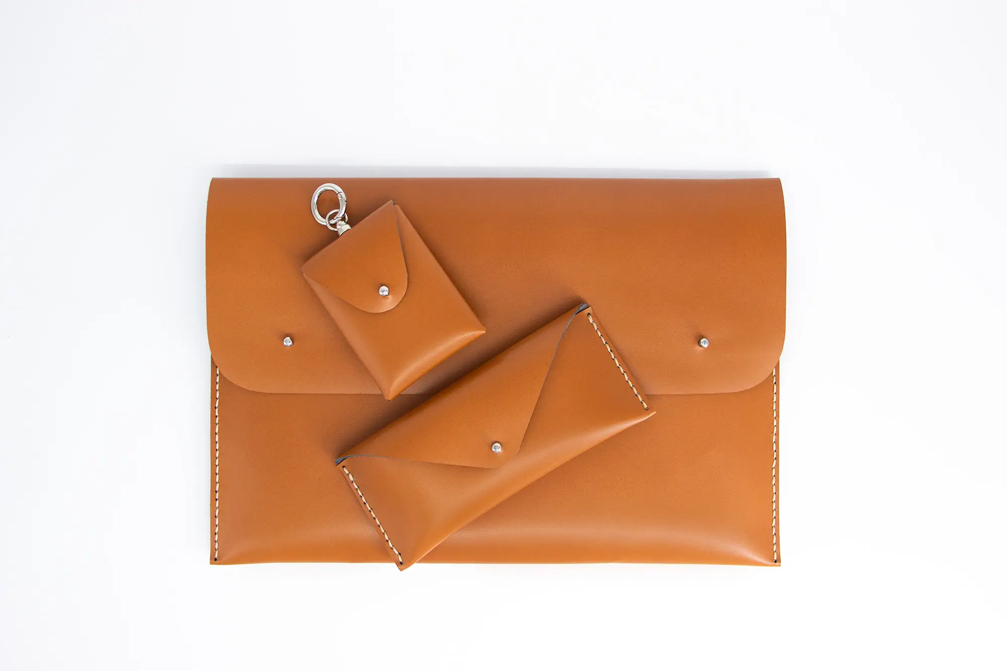 Confectionnez votre Porte-badge en cuir en équipe ! 6