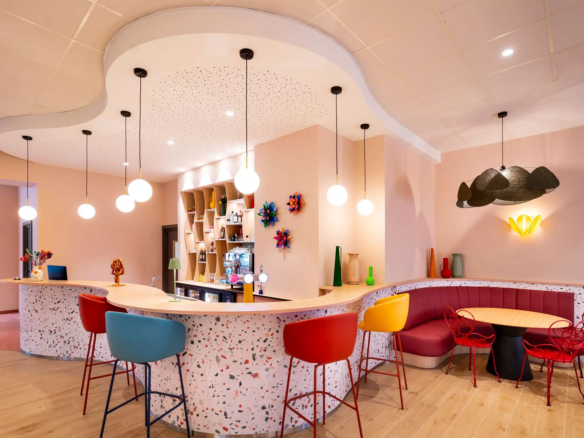 Ibis Styles Strasbourg Centre République 10