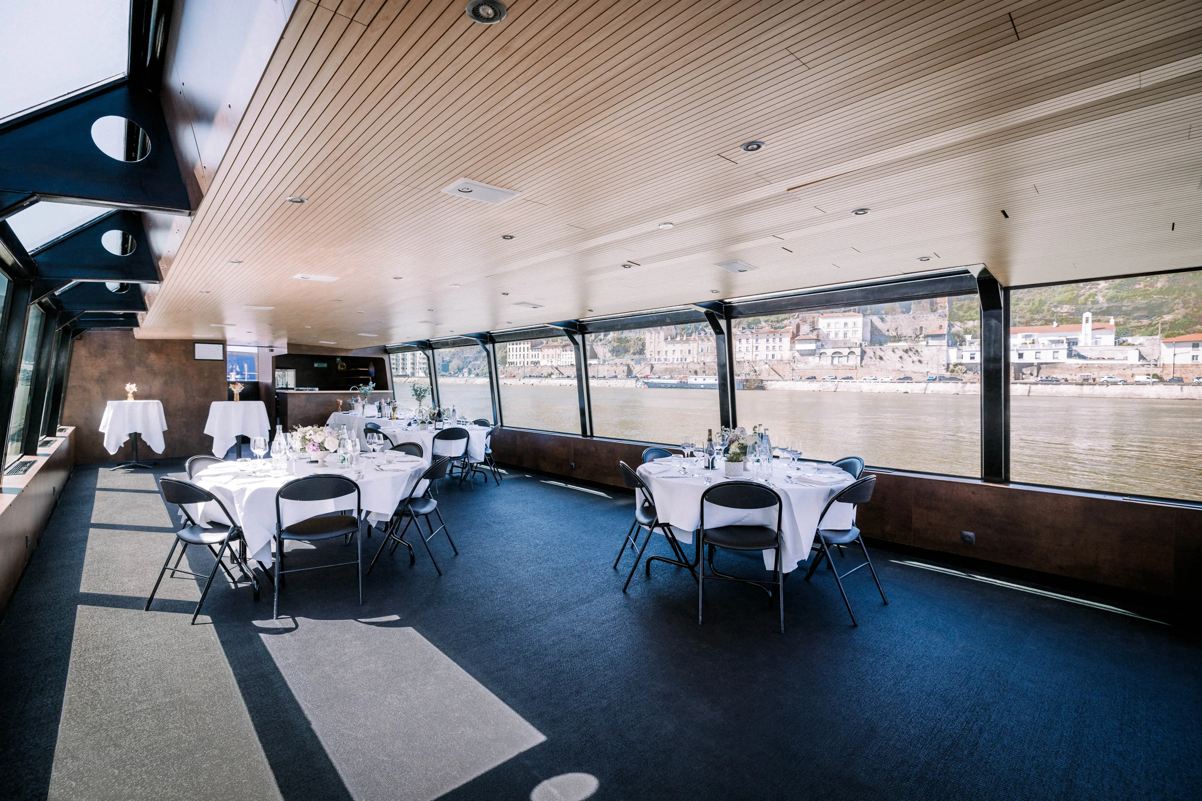 Les Bateaux Lyonnais 13
