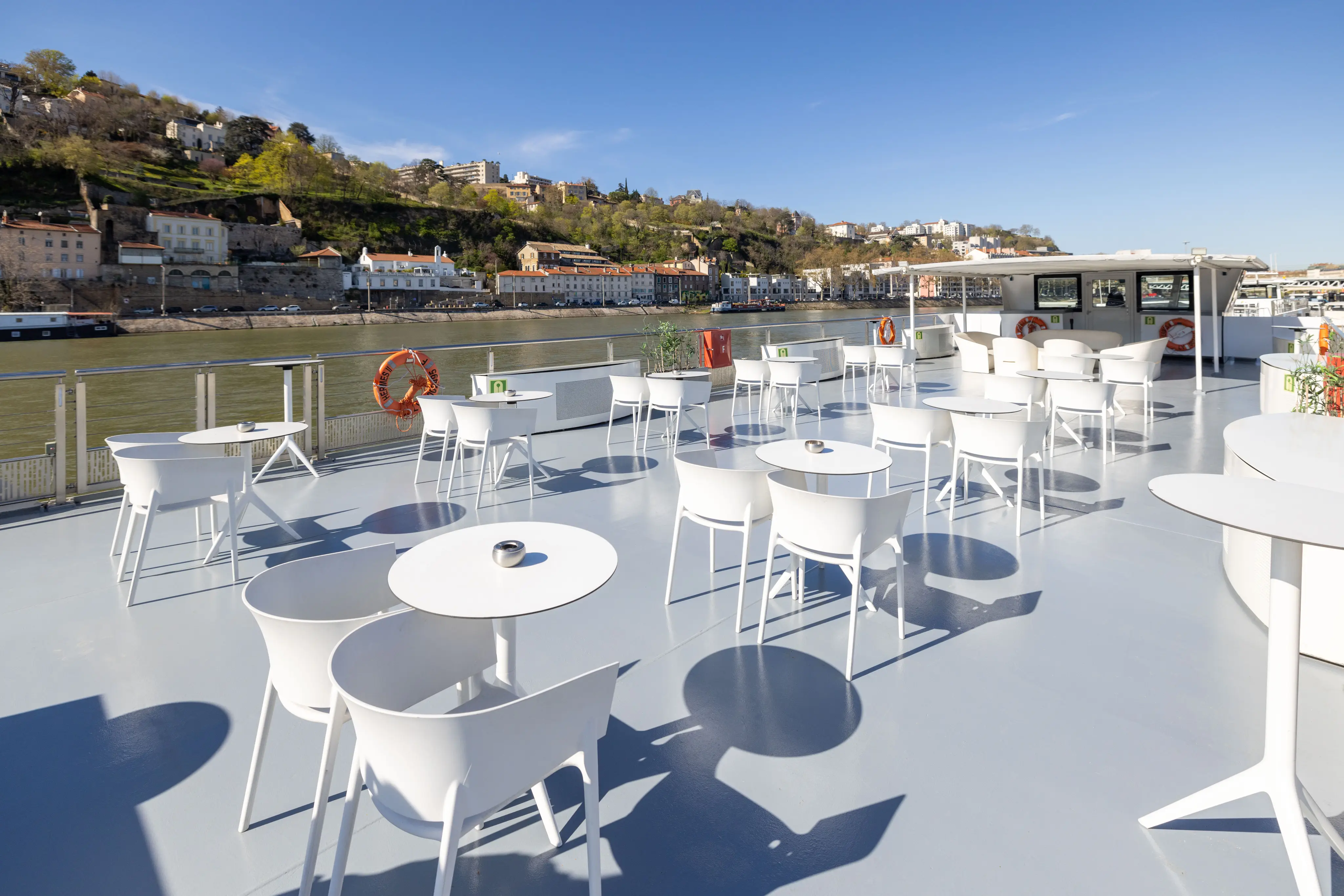 Les Bateaux Lyonnais 5