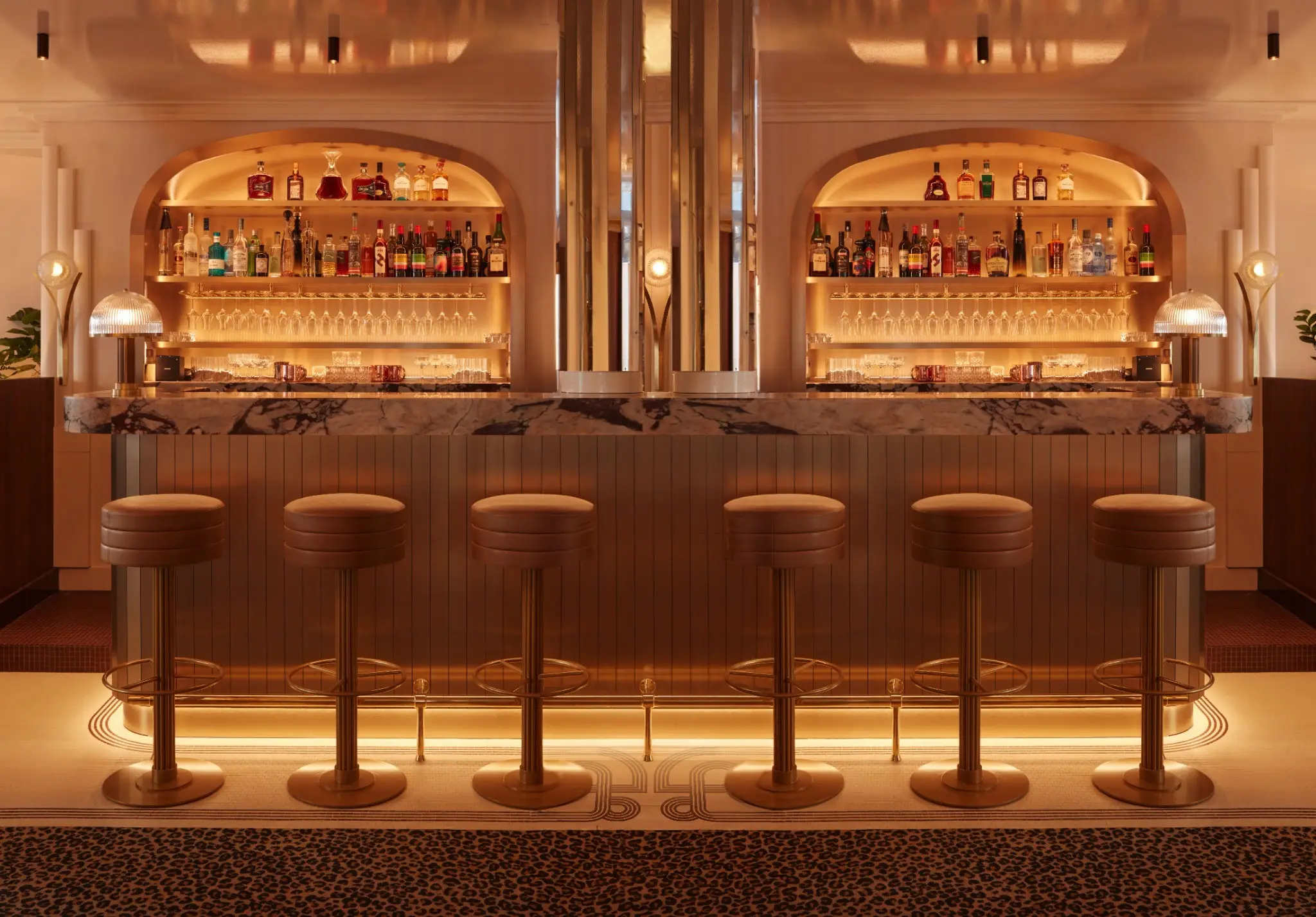 Hollywood Savoy 2