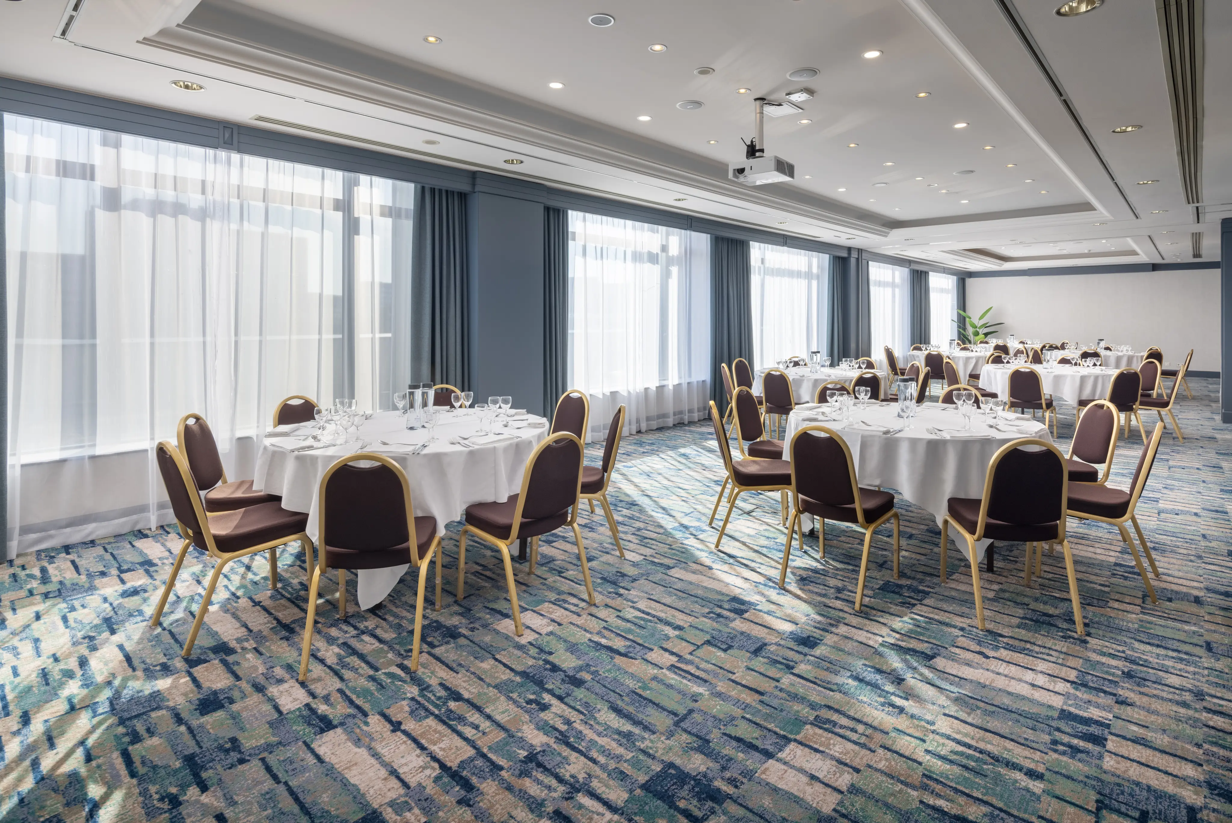 Hilton Paris Charles de Gaulle Airport 16