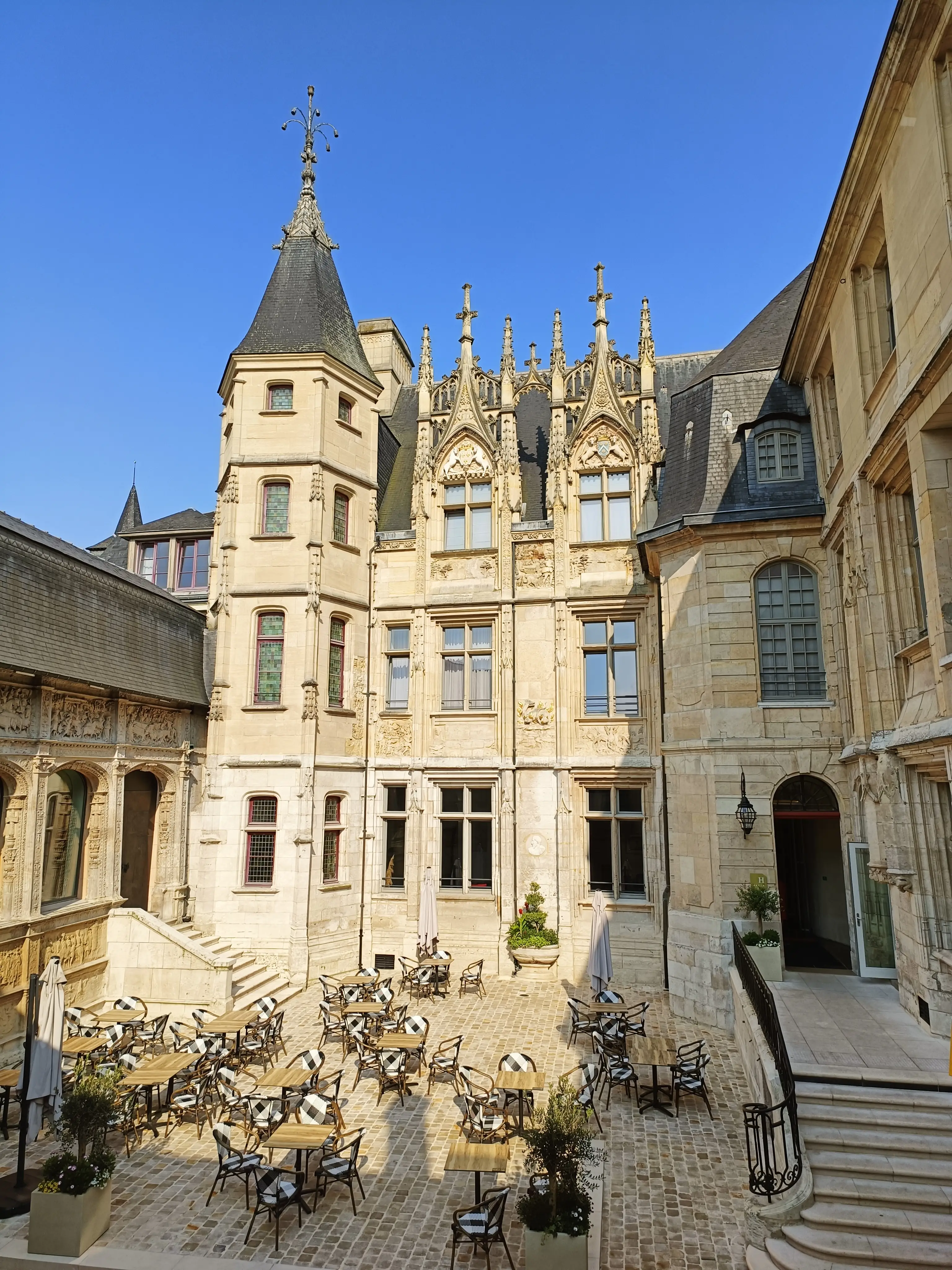 Hôtel de Bourgtheroulde