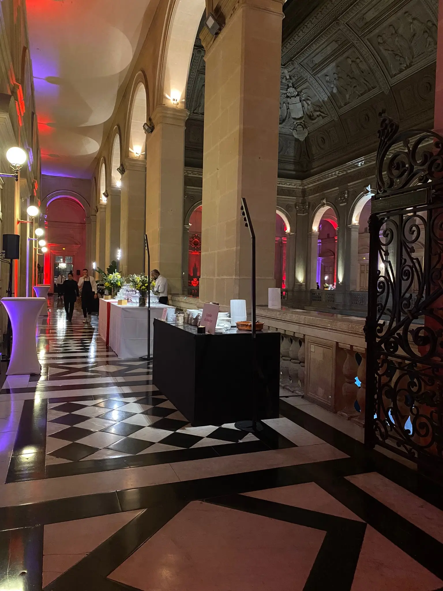 Le Palais de la Bourse 18