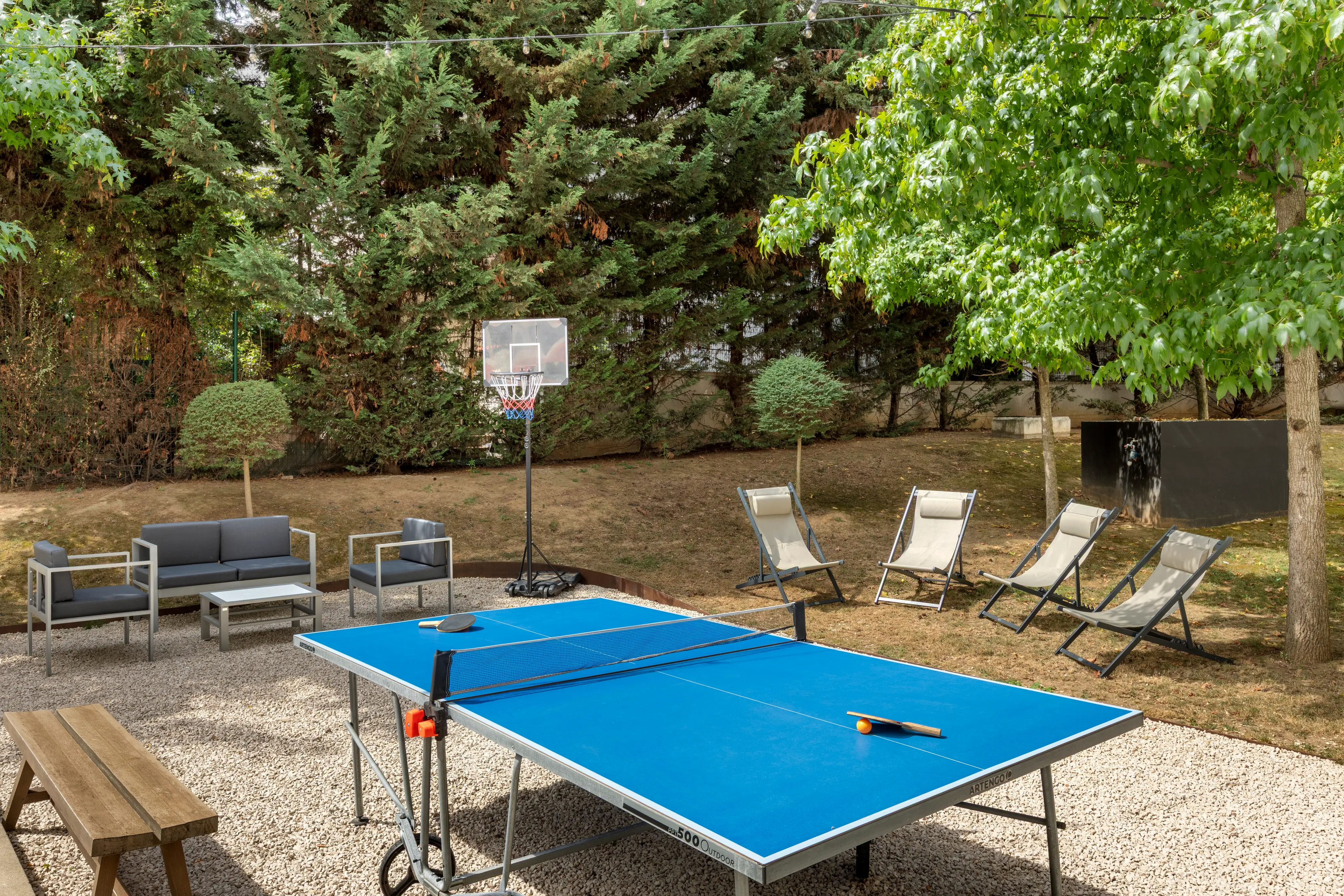 Courtyard by Marriott Paris Saint Denis 8
