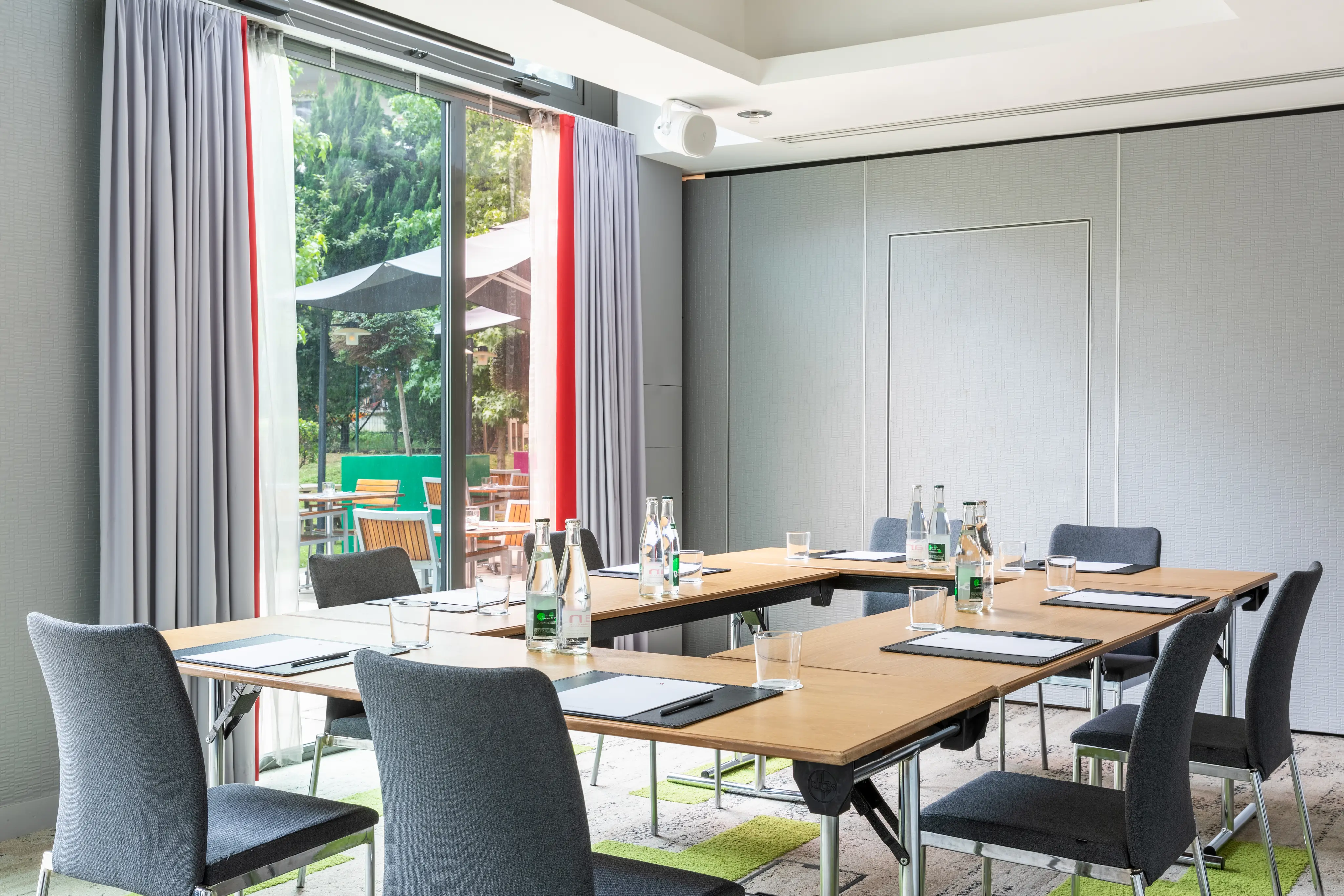 Courtyard by Marriott Paris Saint Denis 17