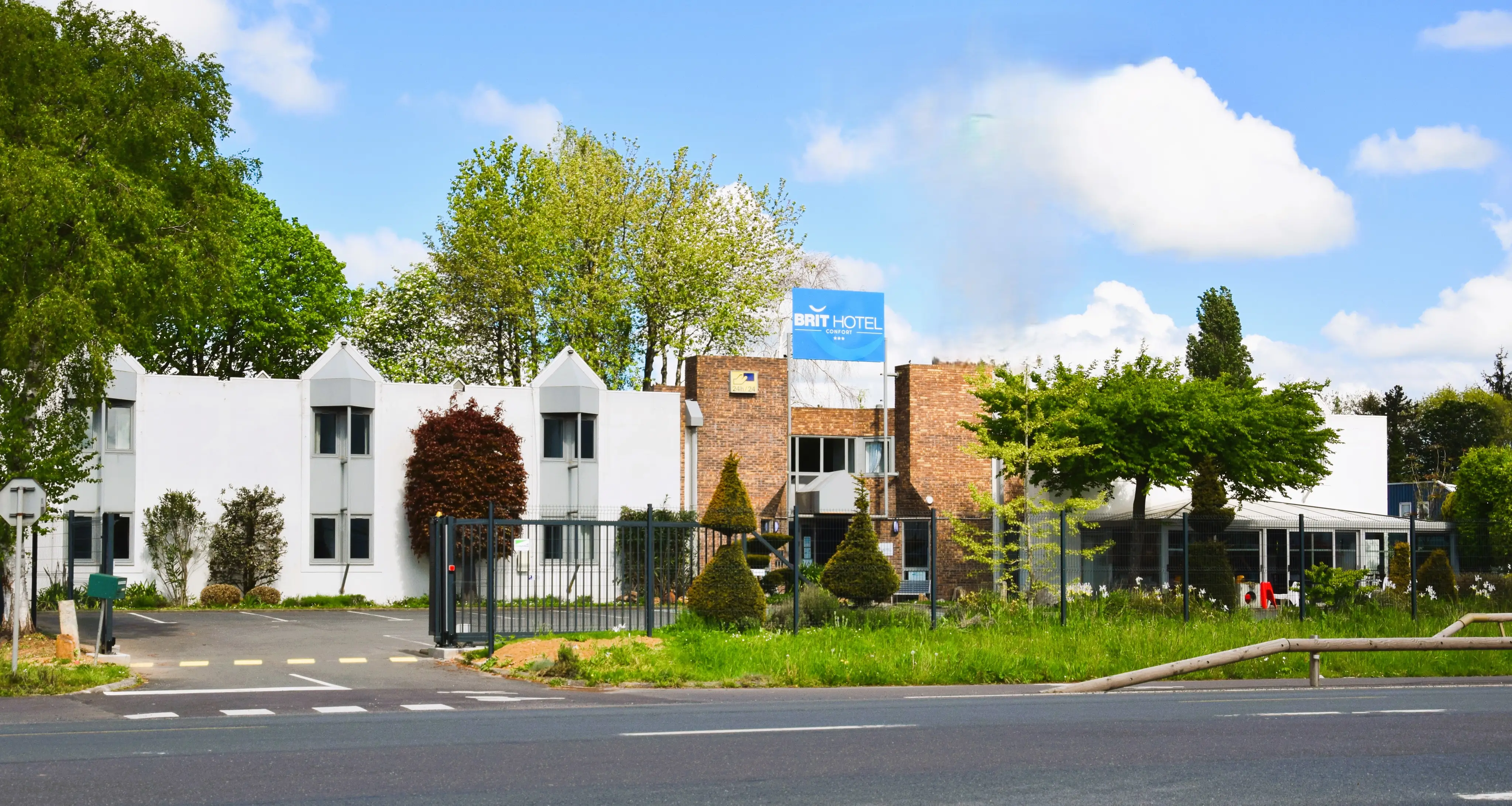 Brit Hotel Caen Hérouville 2