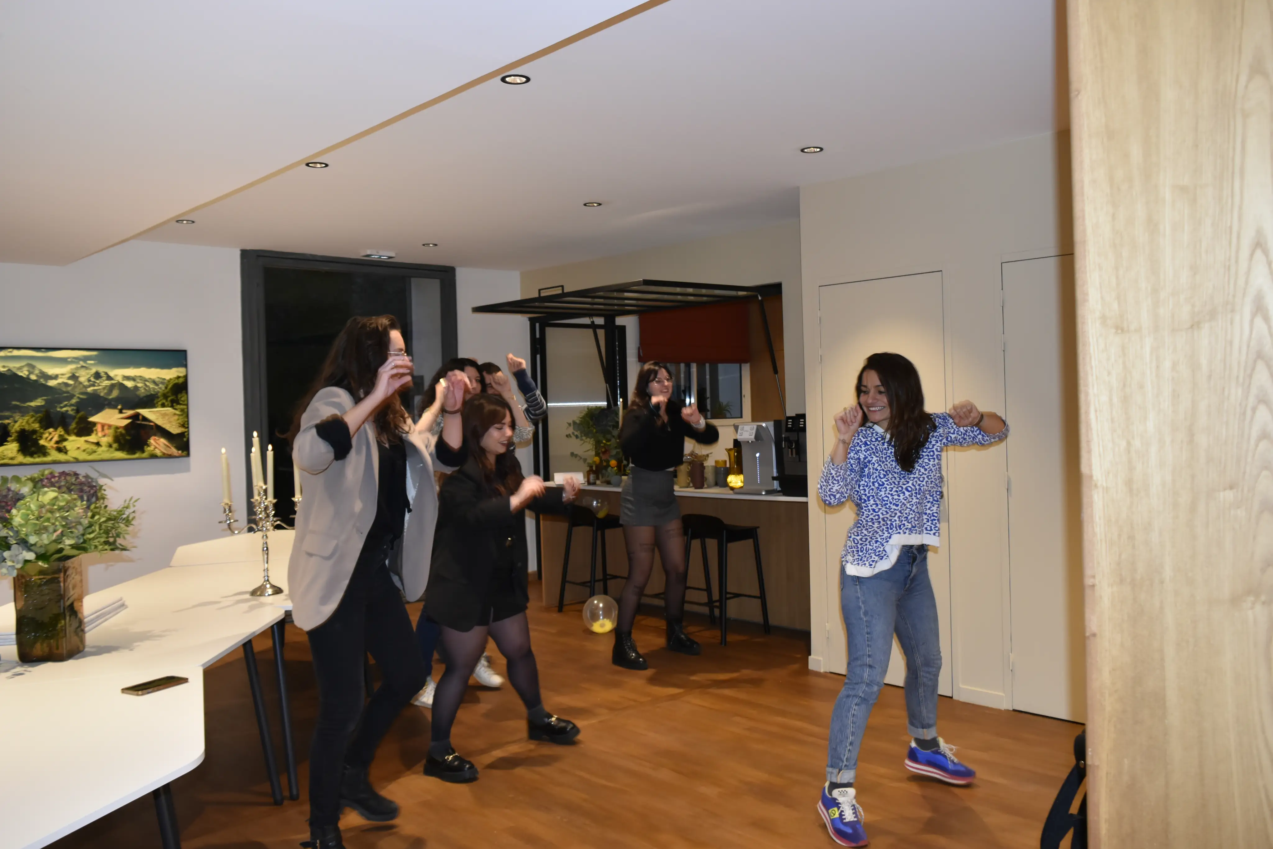 Murder party : Résolvez l'enquête ! 4