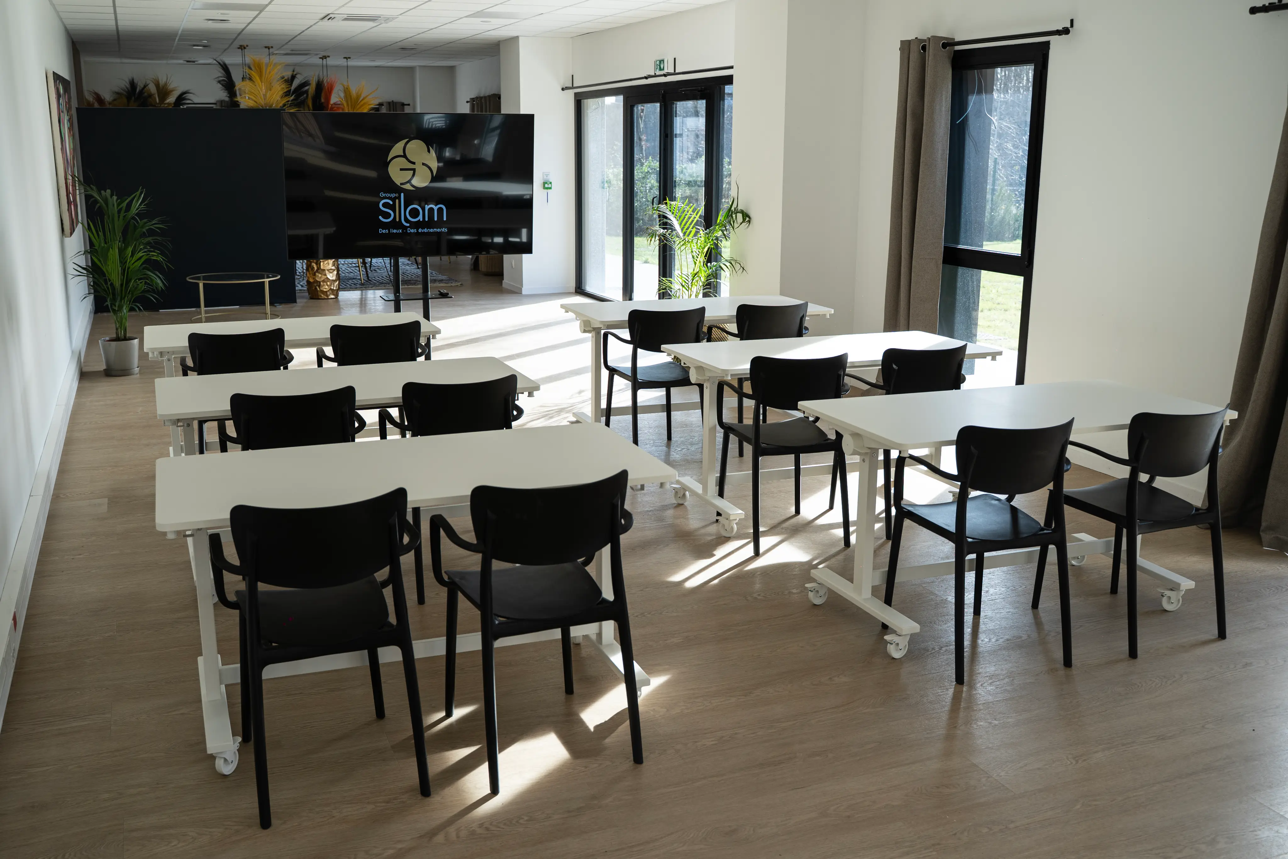 ATELIER 735