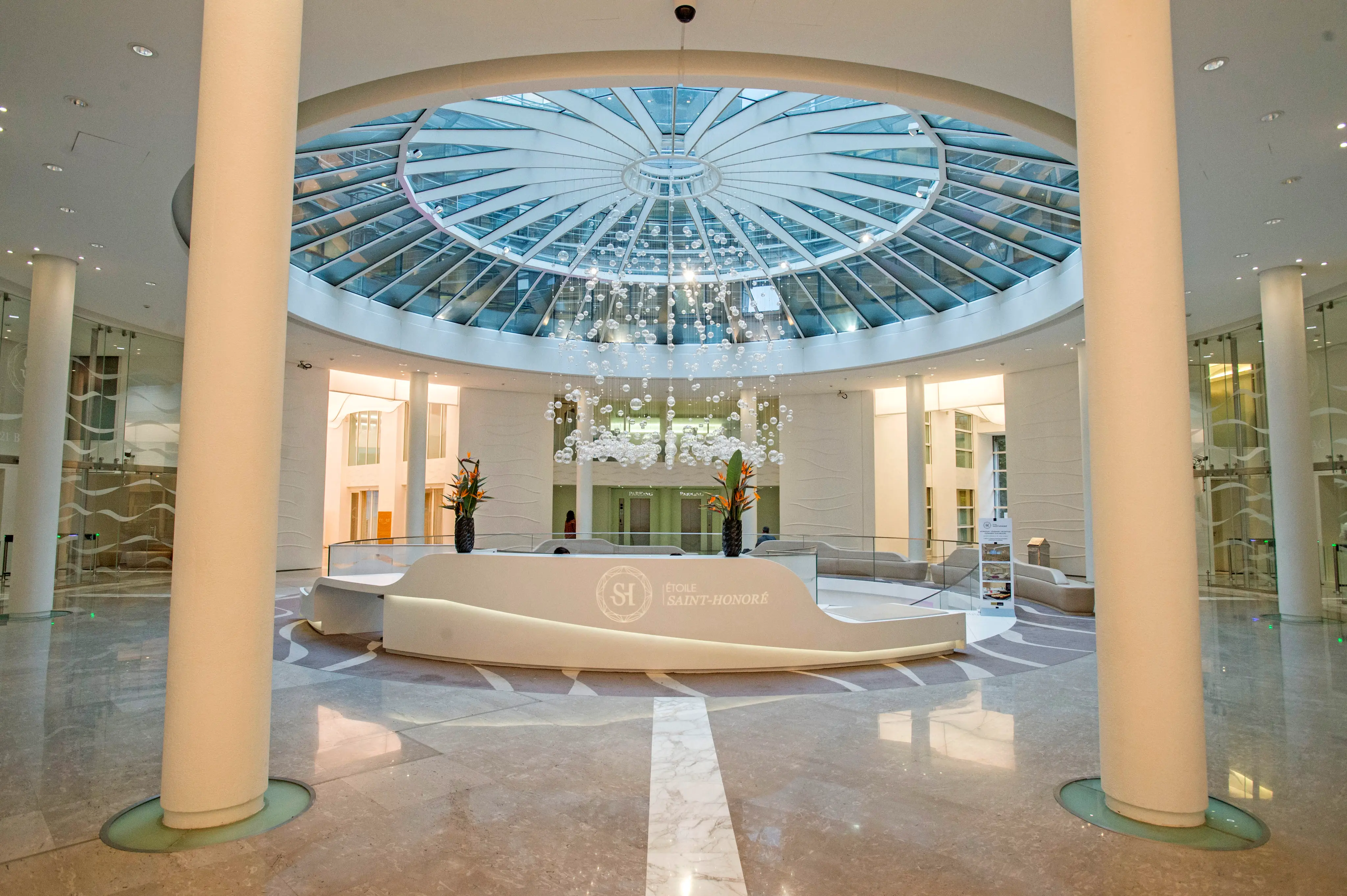 Etoile Business Center 2