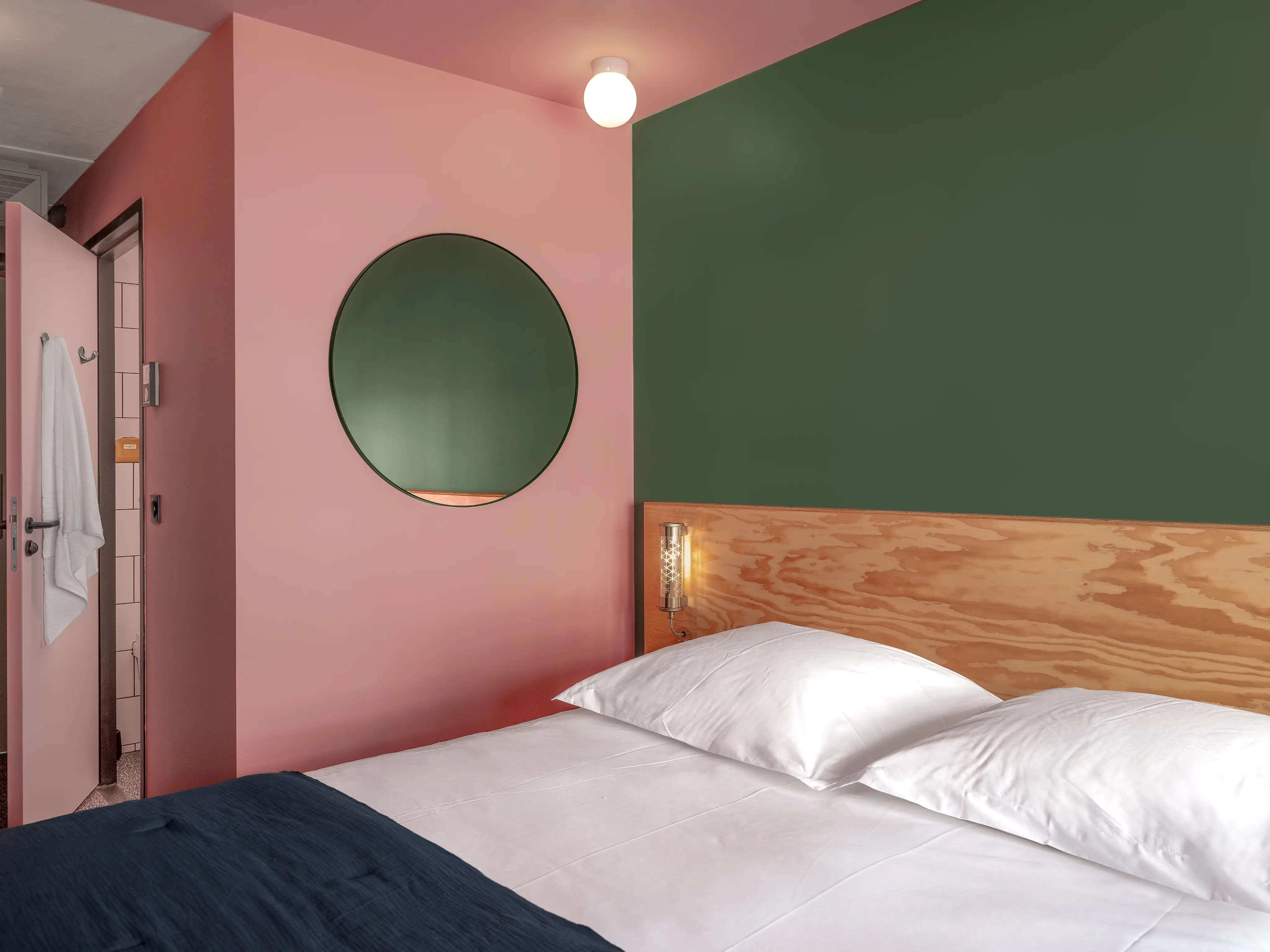 Eklo Hotel Bordeaux Centre Bastide 28