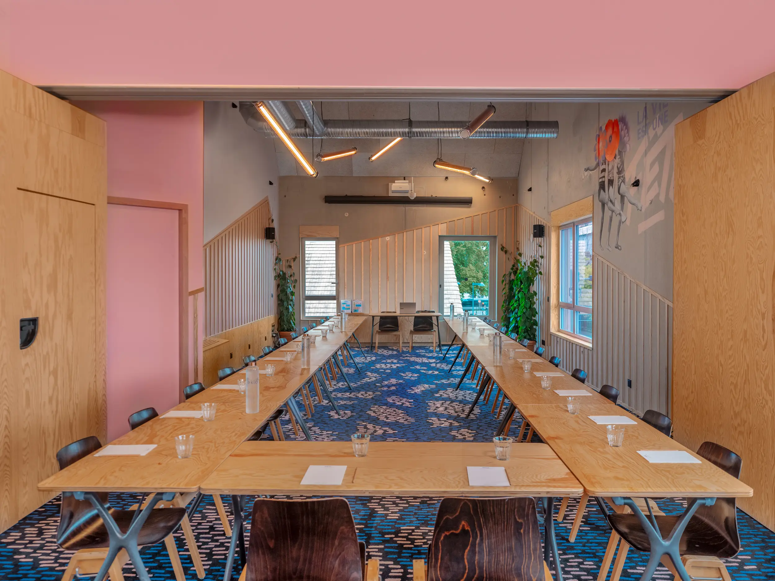 Eklo Hotel Bordeaux Centre Bastide 27