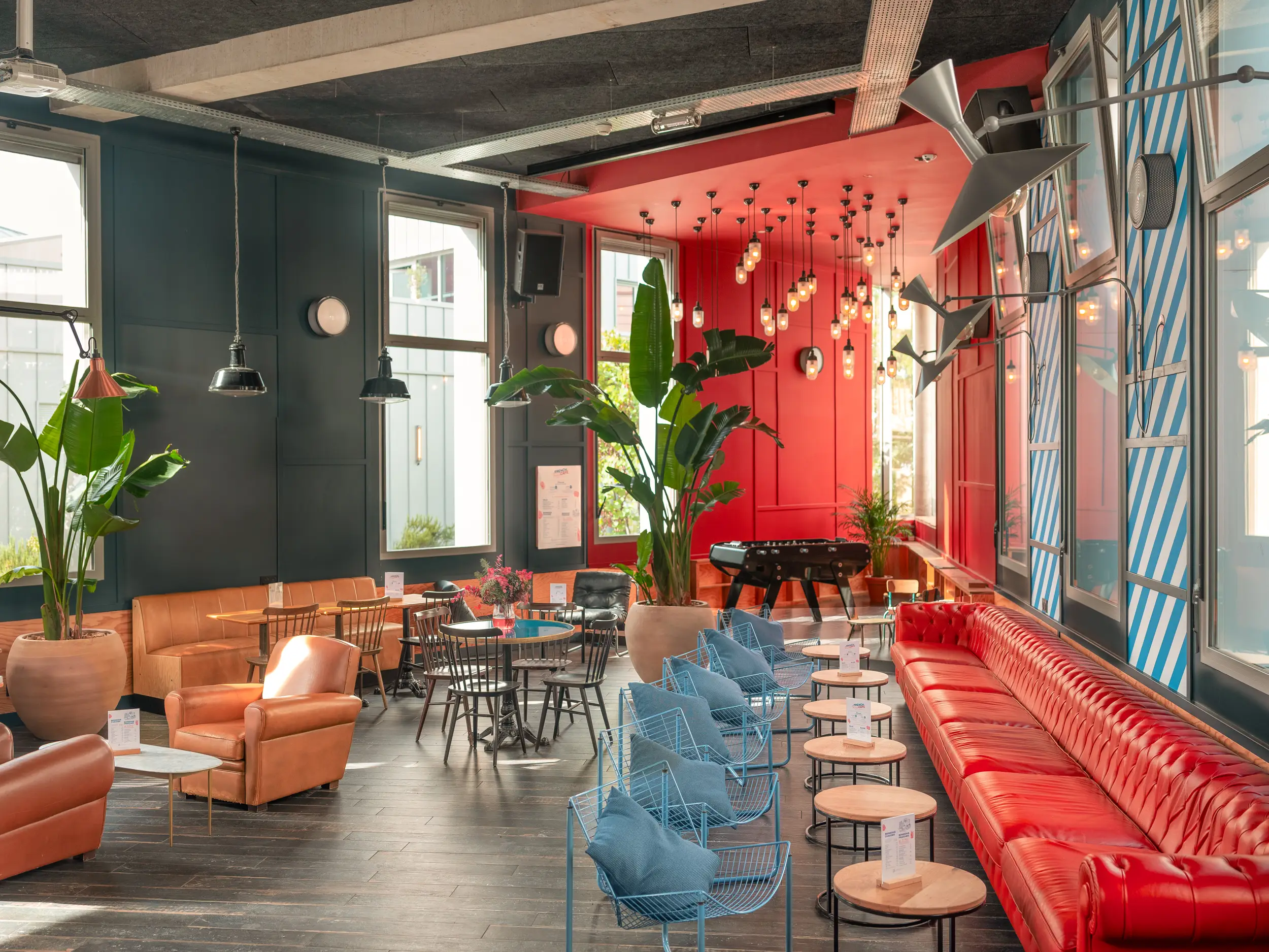 Eklo Hotel Bordeaux Centre Bastide 32
