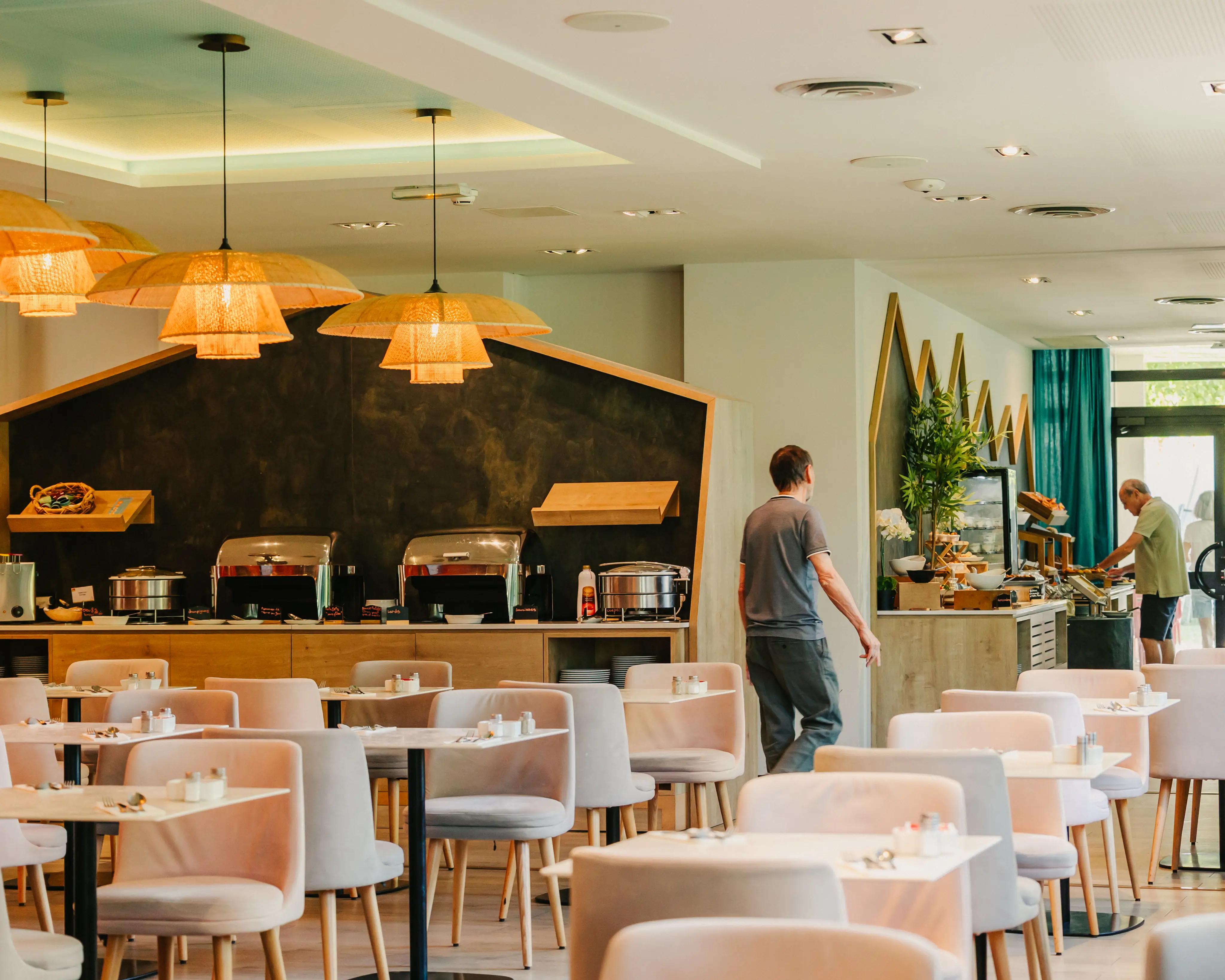 Le Riviera, Hôtel, Restaurant & Spa**** 35