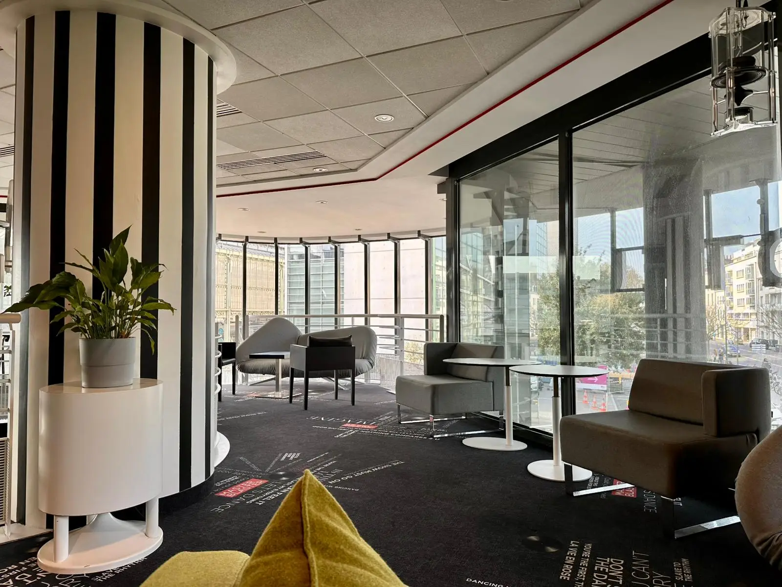 Novotel Tours Centre Gare 5
