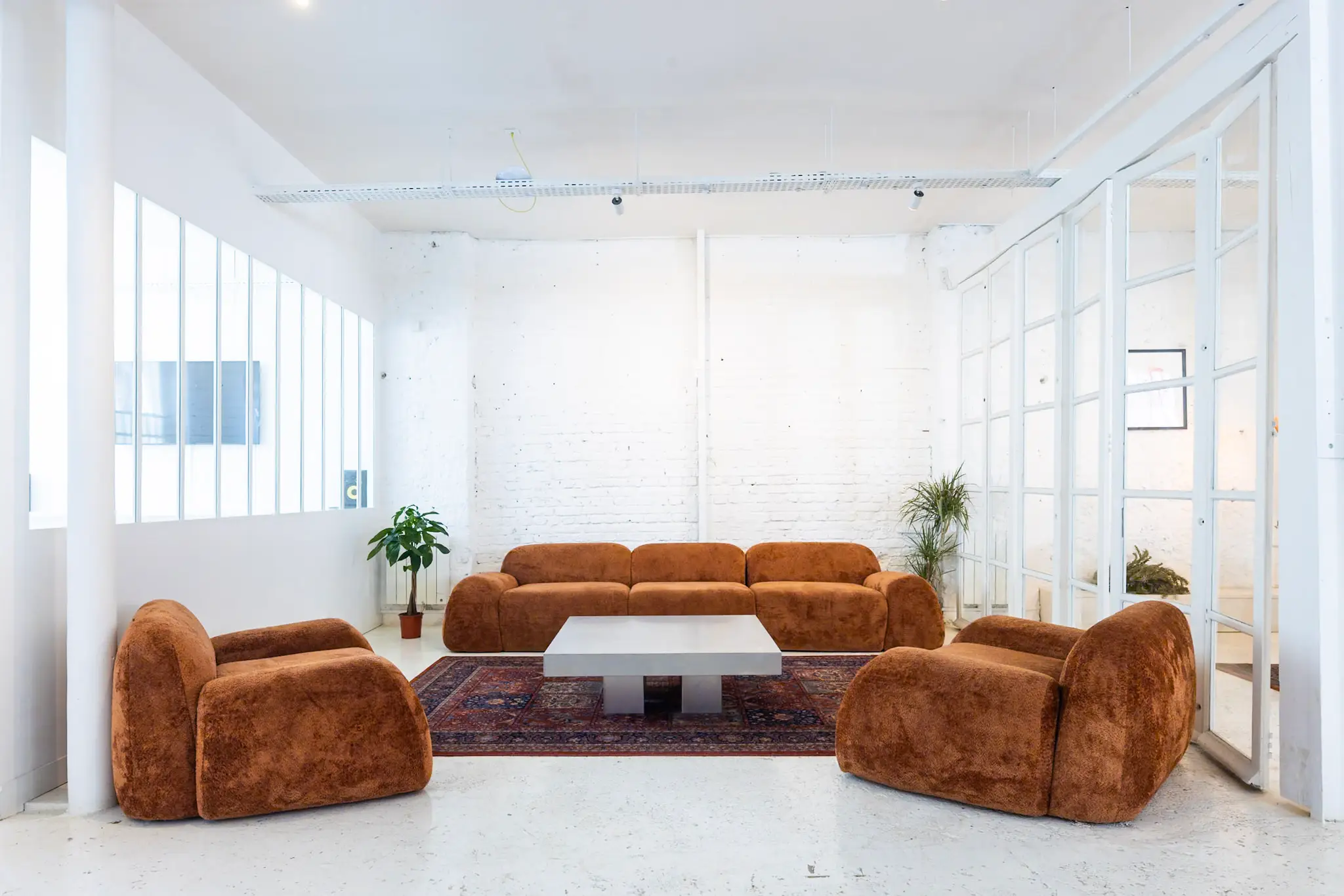 Loft lumineux 200m2 ruelle privée 20e Père Lachaise 2