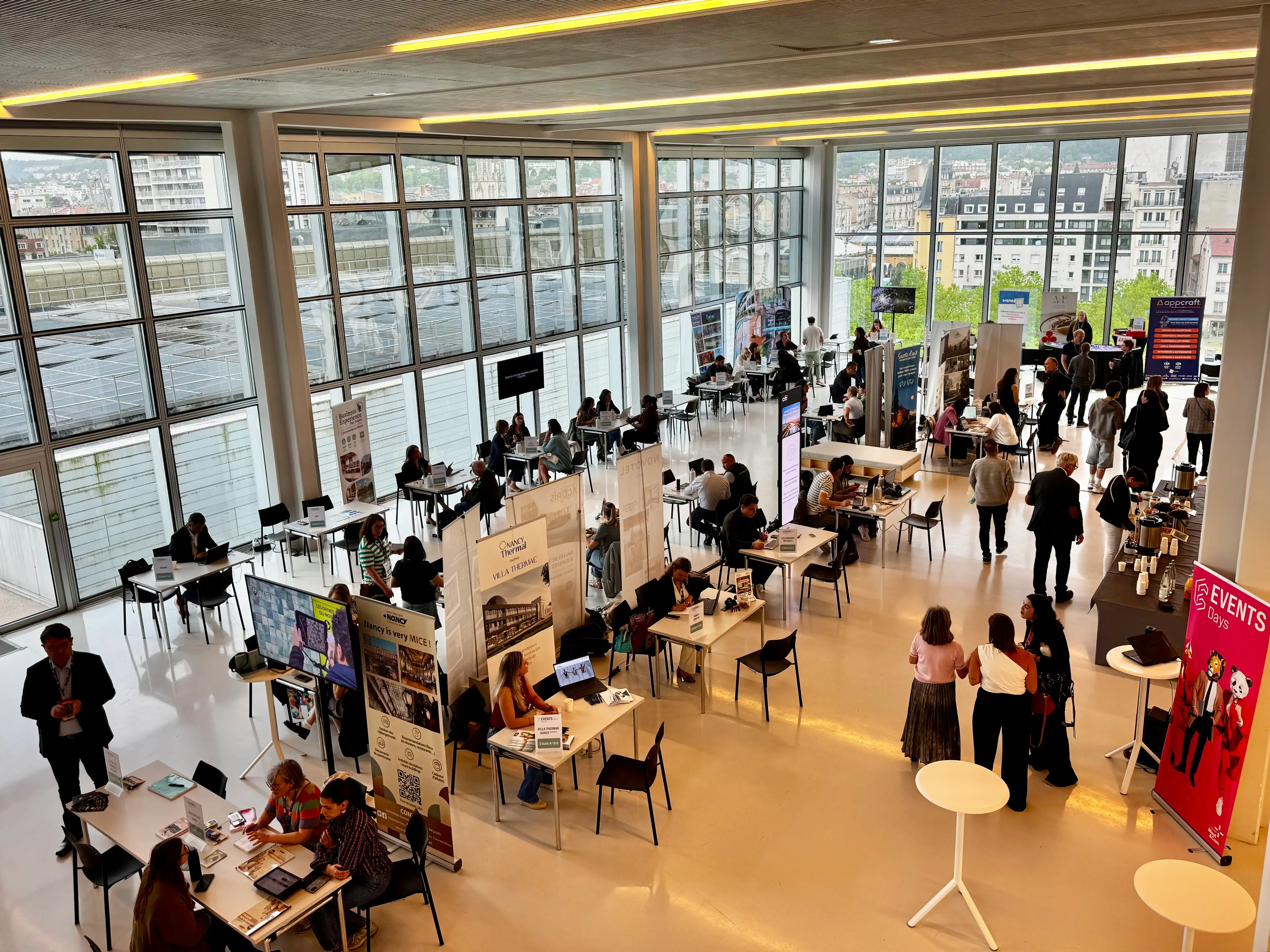 Centre de Congrès Prouvé 5