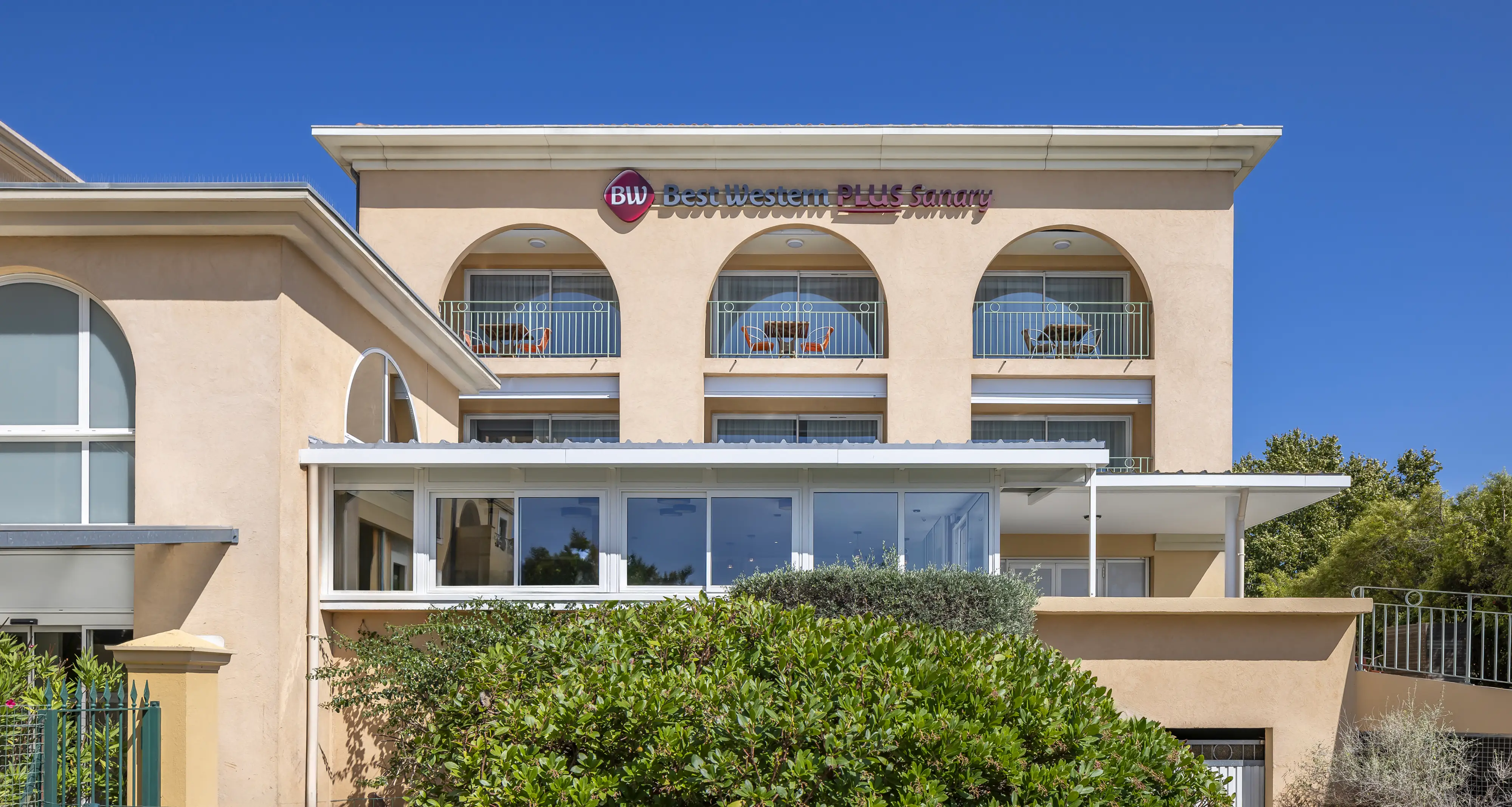 Hôtel BEST WESTERN PLUS SANARY