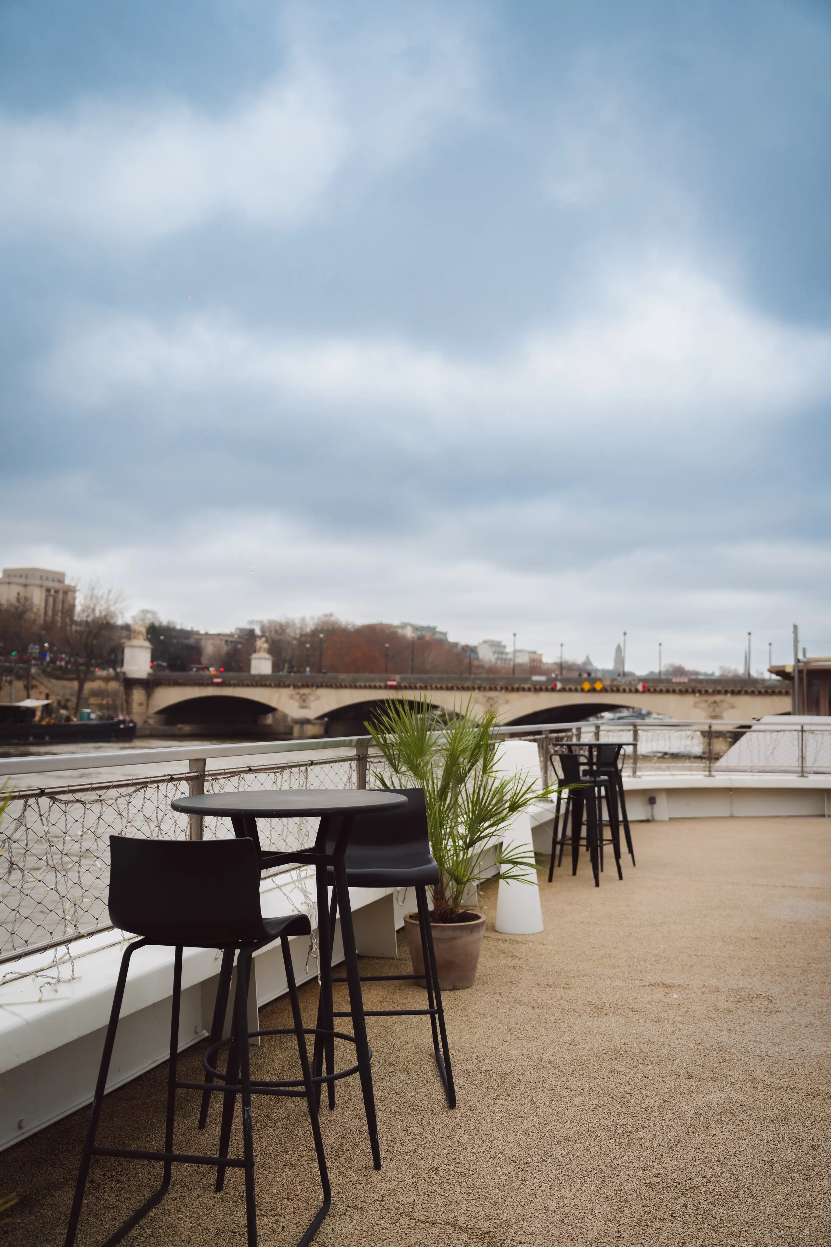Le Gustave 9