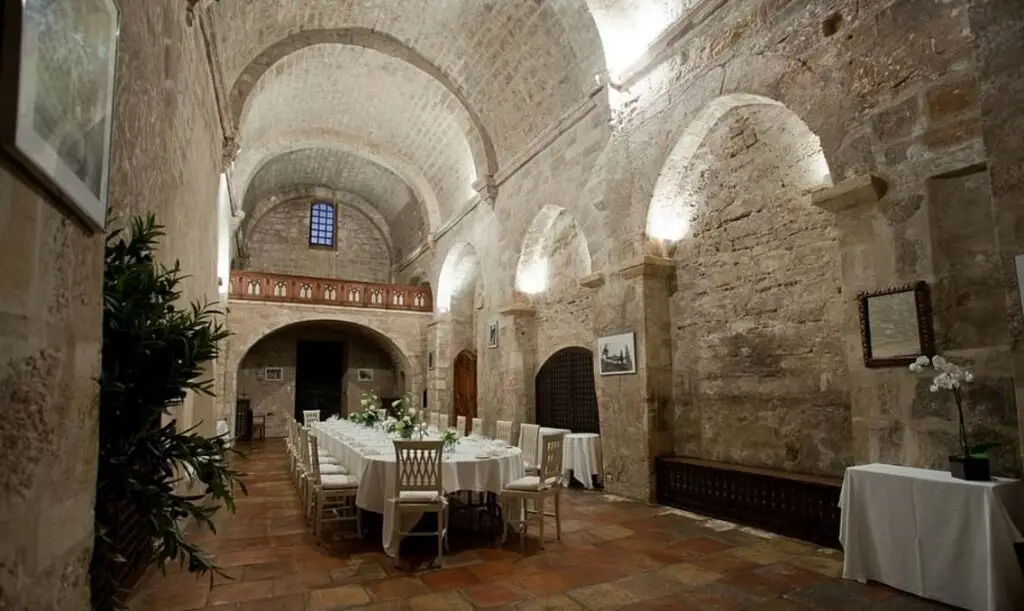 Abbaye de Sainte Croix 7