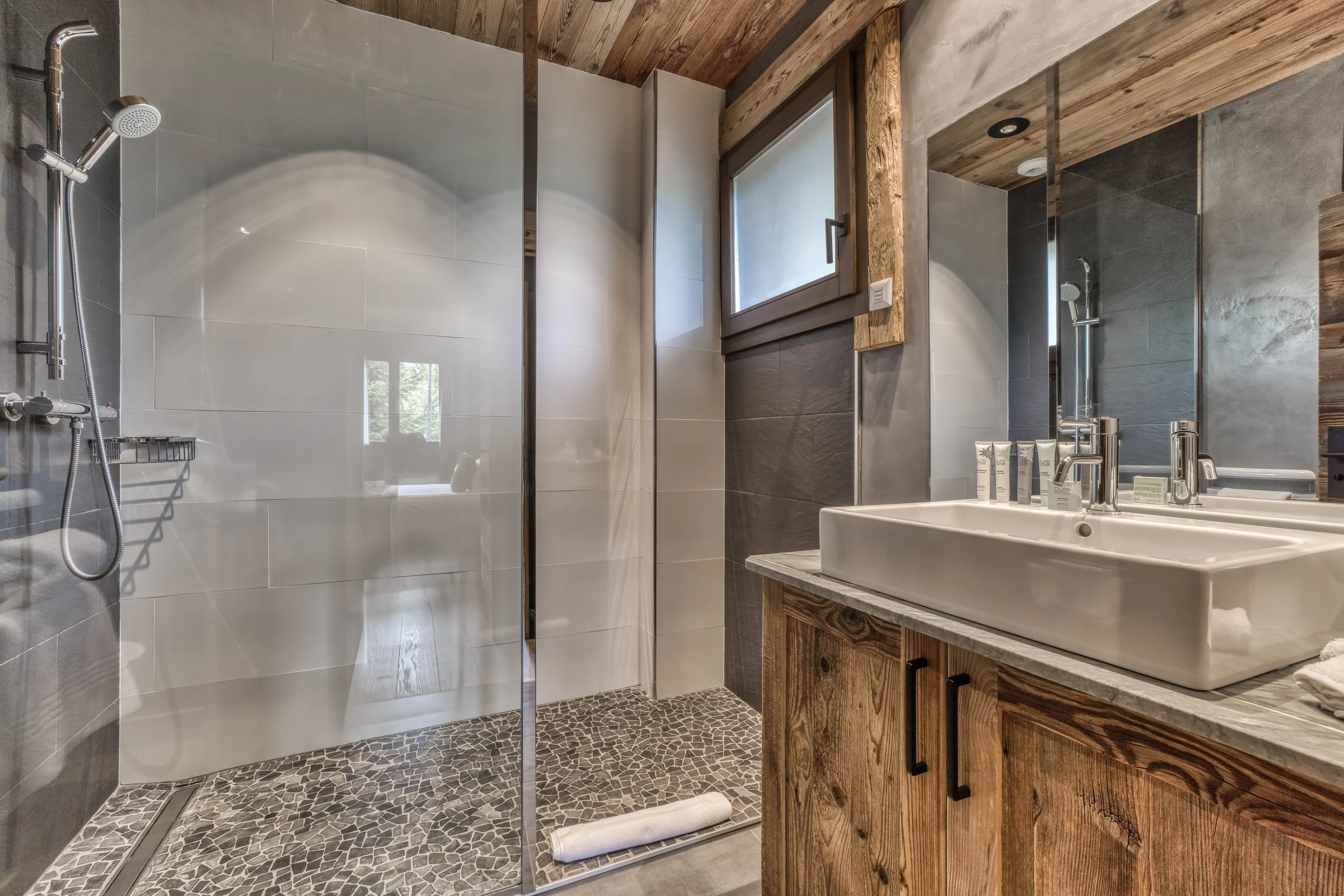 LE HAMEAU DU RENARD BLANC 28