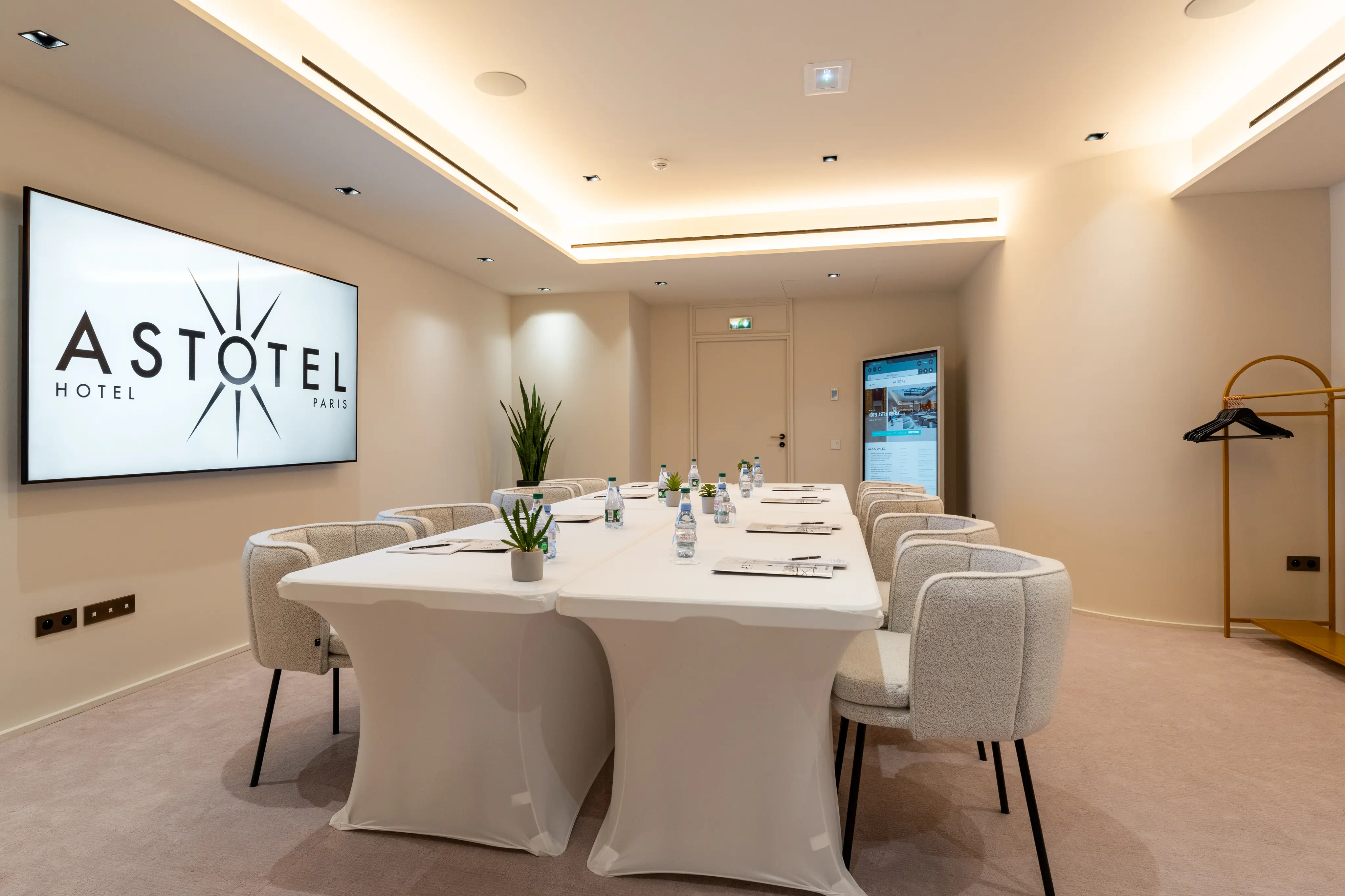 Astotel Astra Opera 16