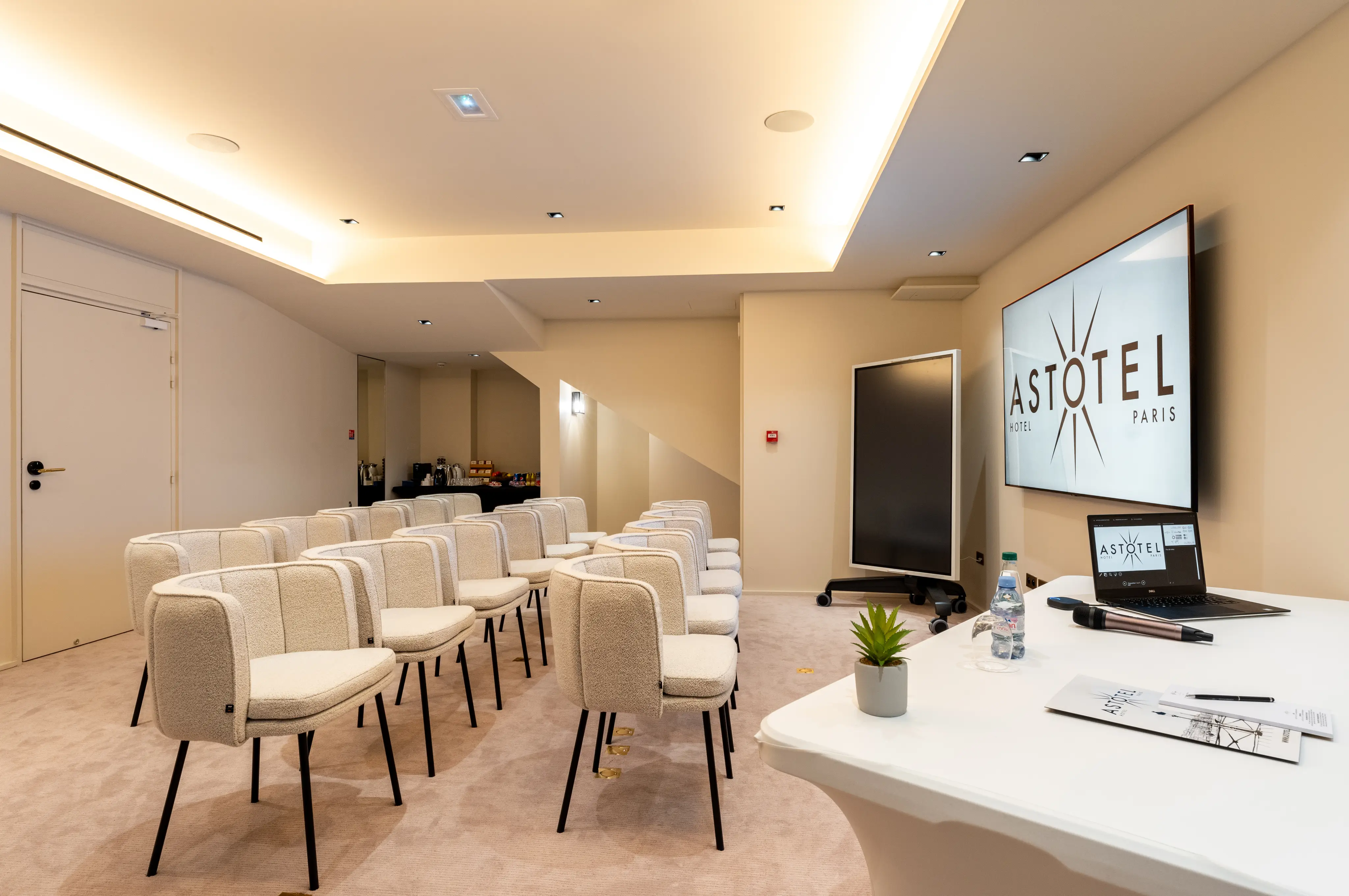 Astotel Astra Opera 17