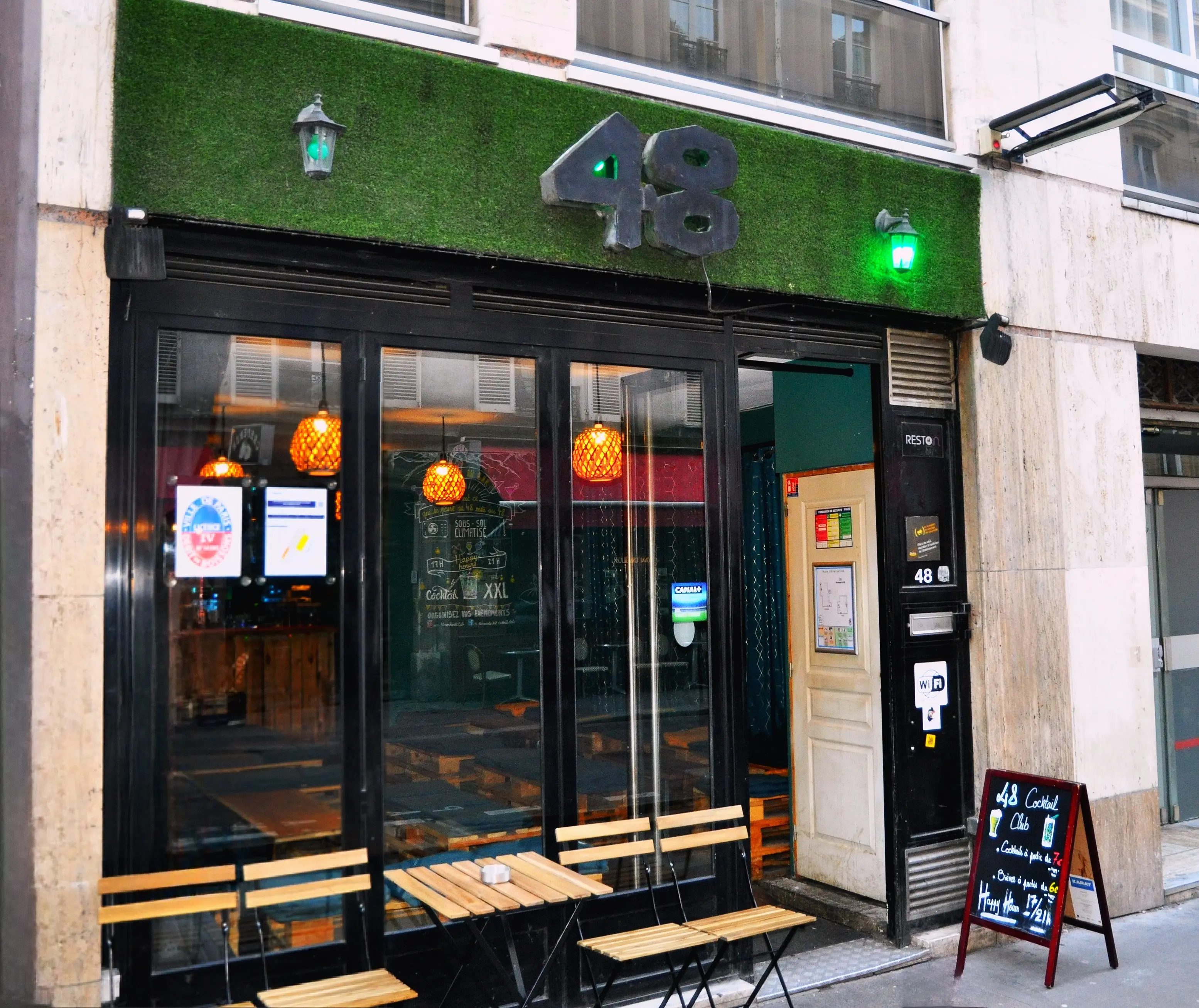 48 Cocktail Club