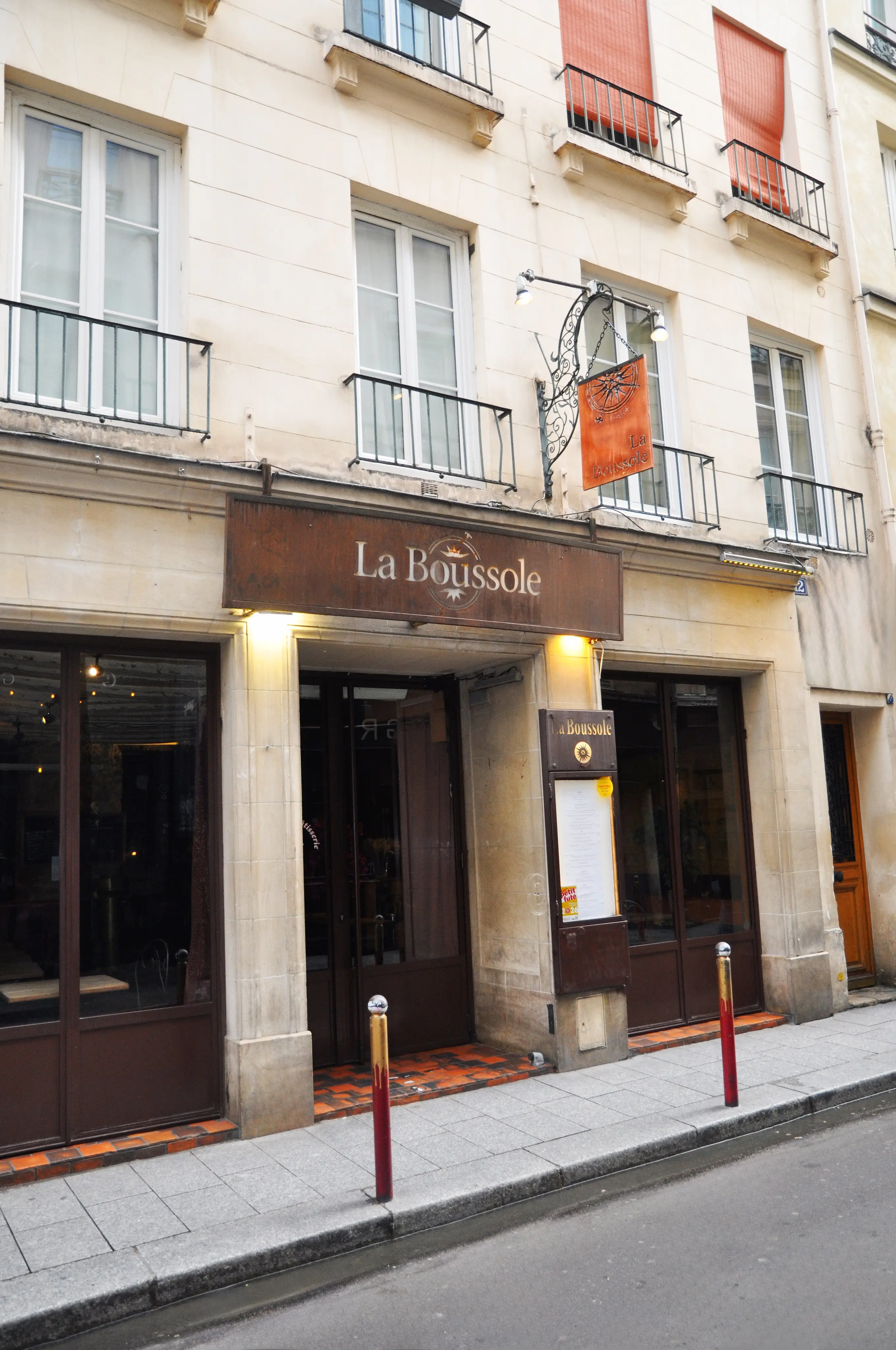 La Boussole 10