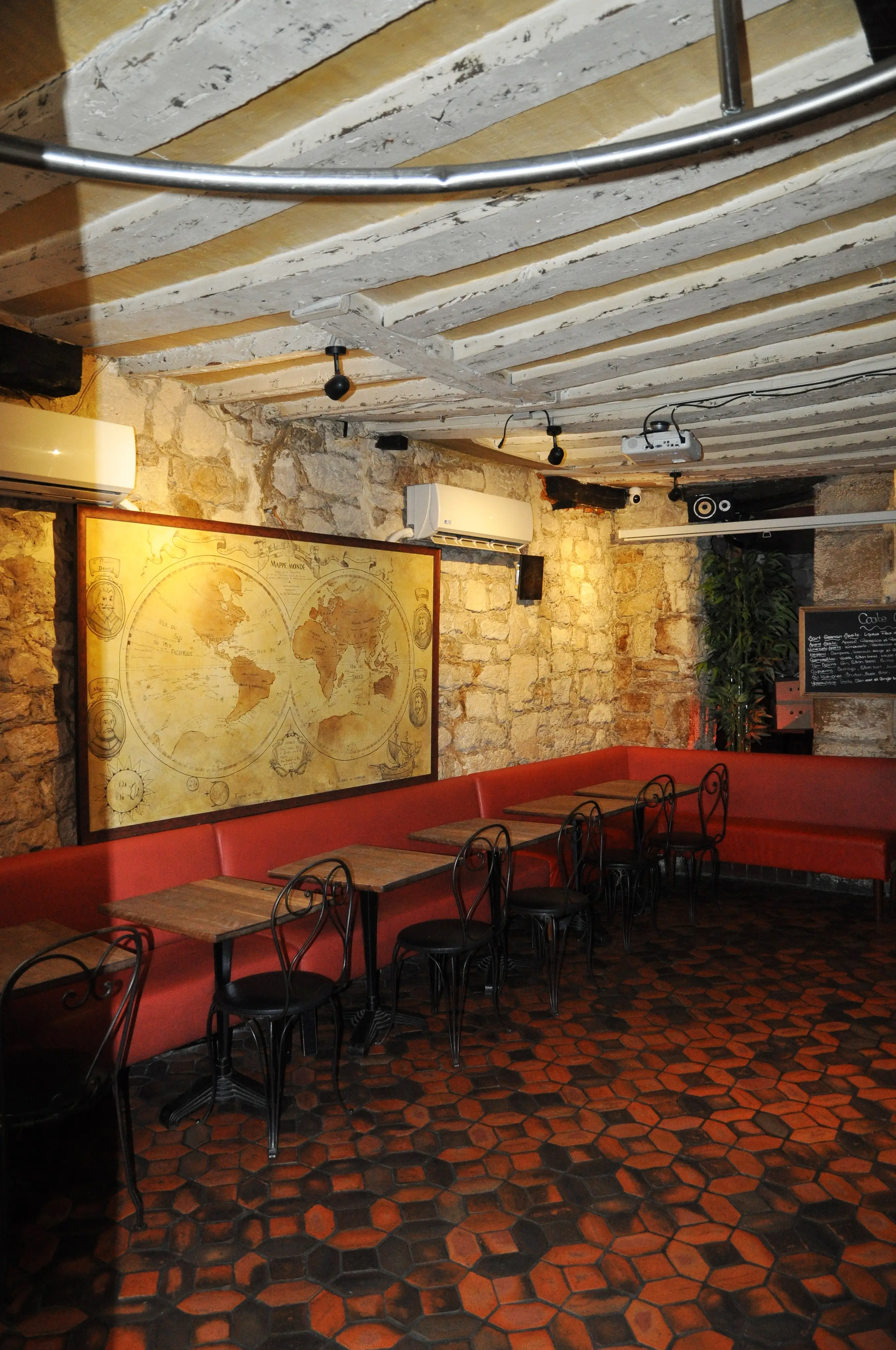 La Boussole 12