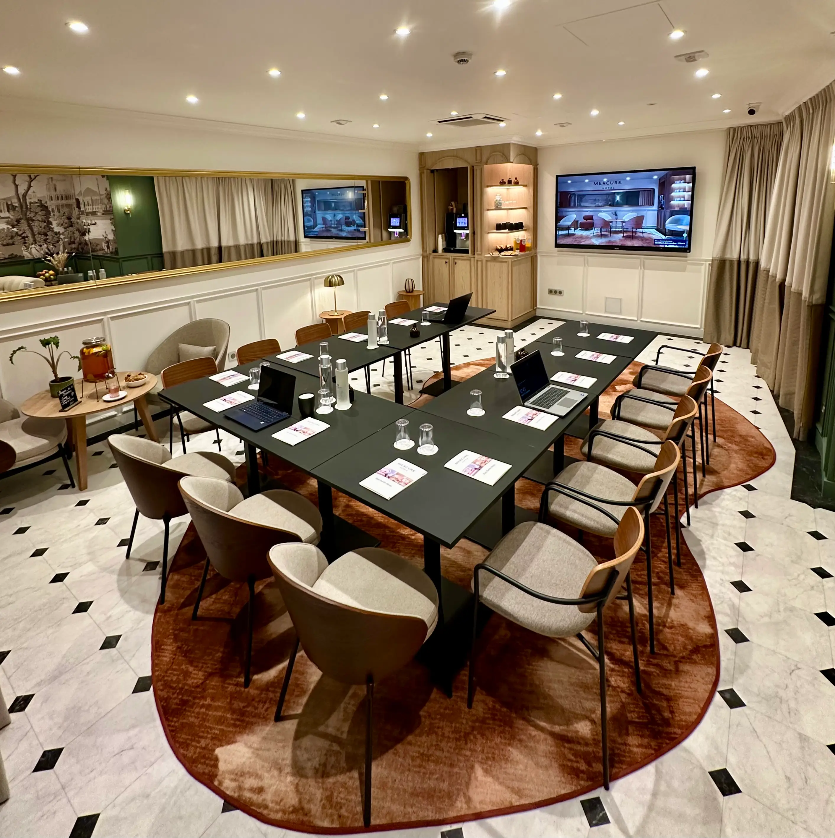 Mercure Paris Bastille Marais 2