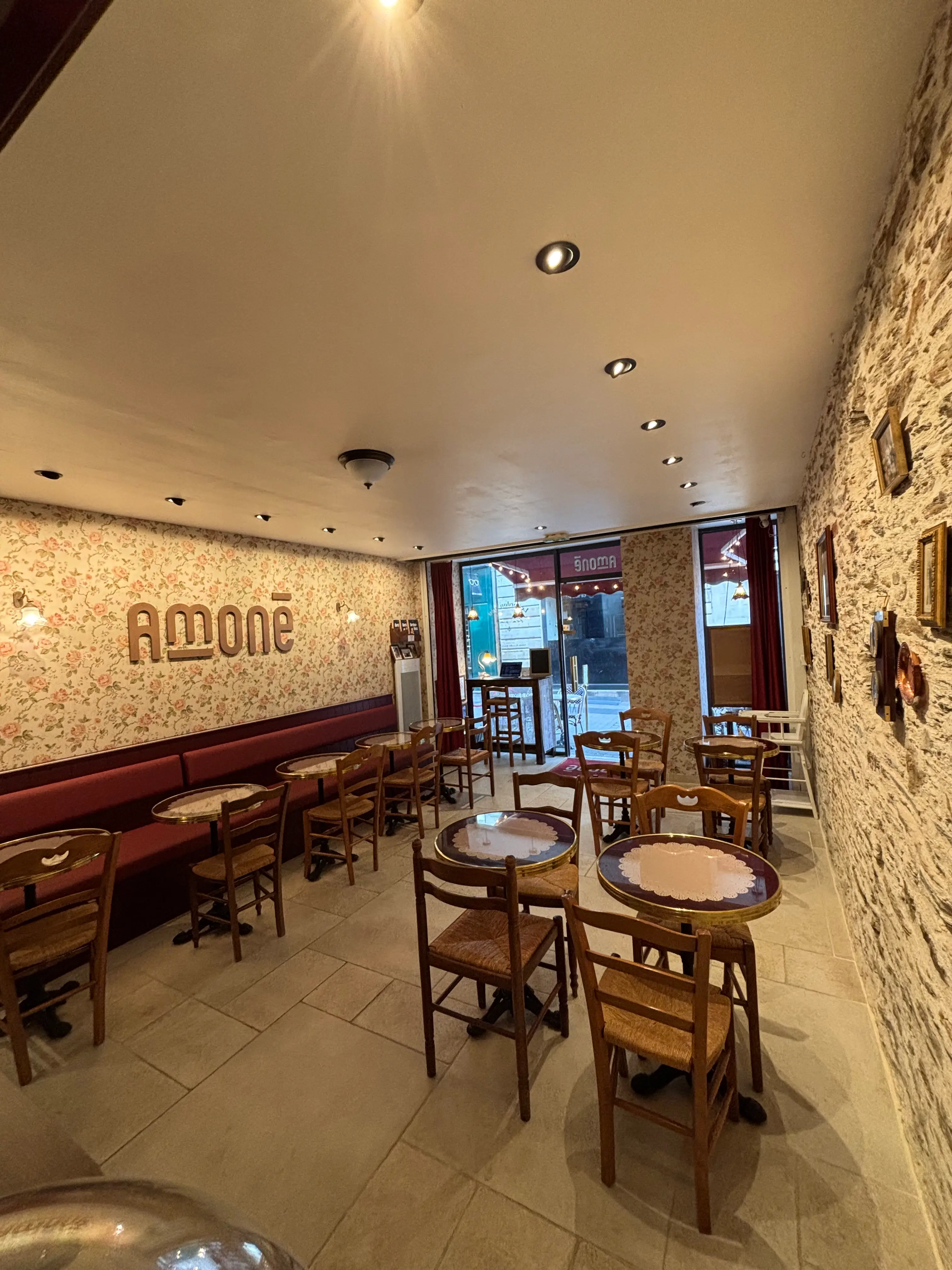 Amonē – Le Cordon Bleu Bien Aimé