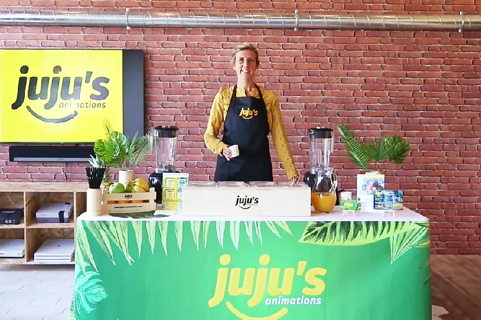 Animation Bar à jus de fruits et smoothies