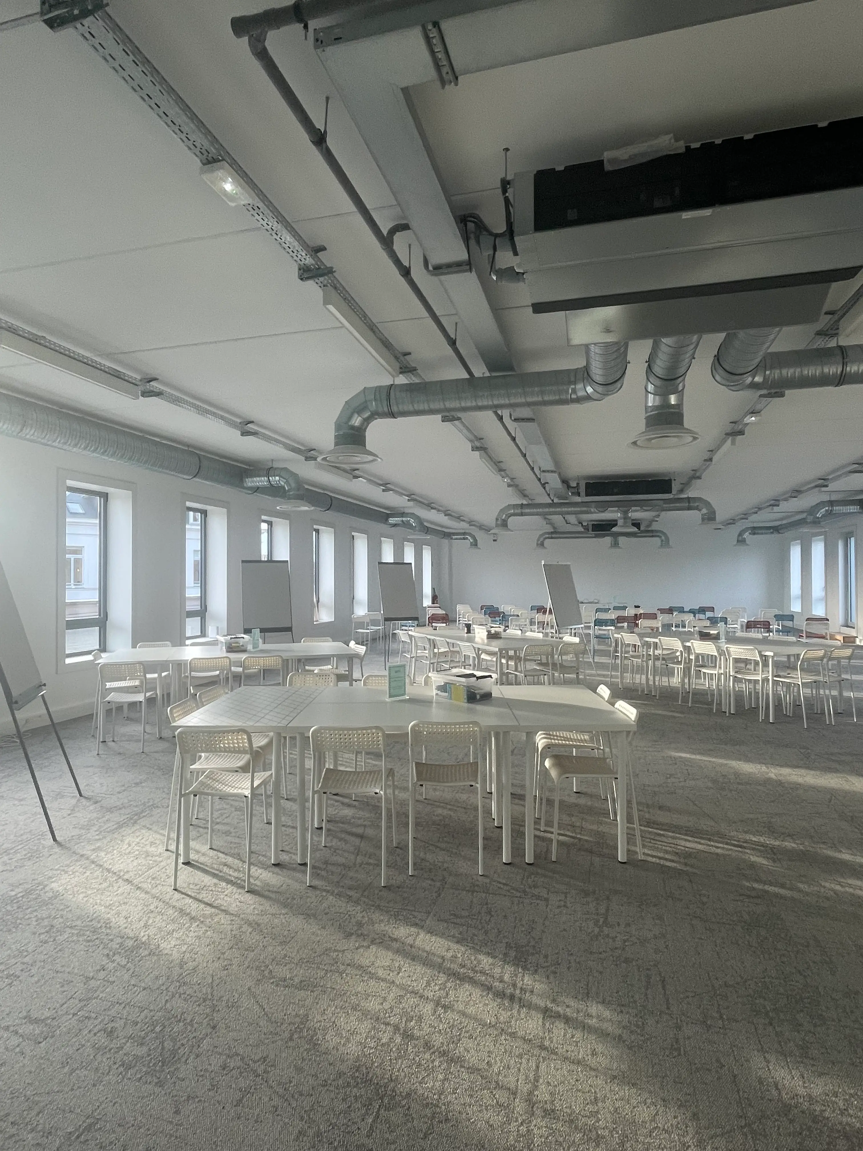 Maison Meeting 12