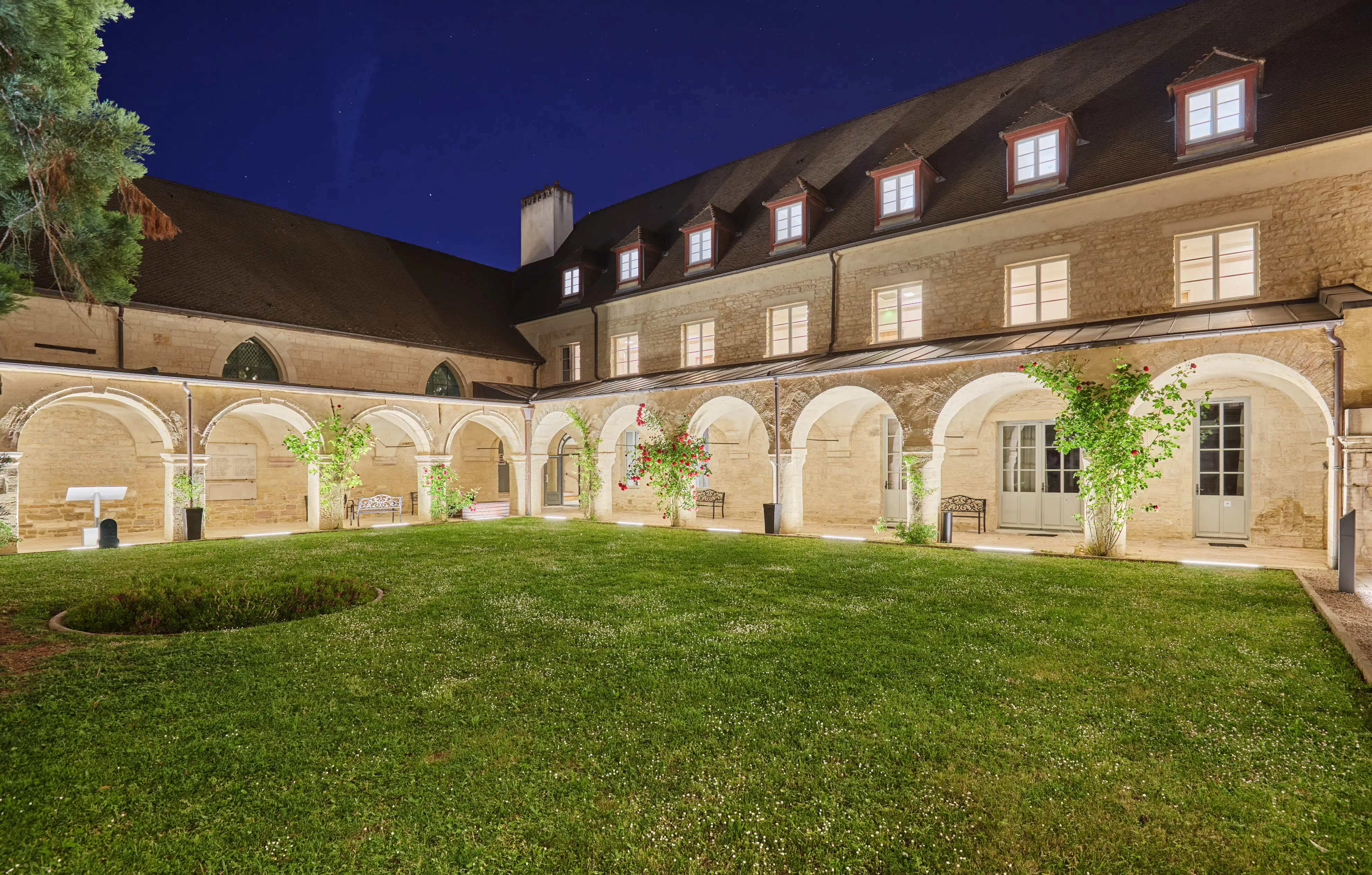 Dijon - Appart'Hôtel Les Corderliers 8