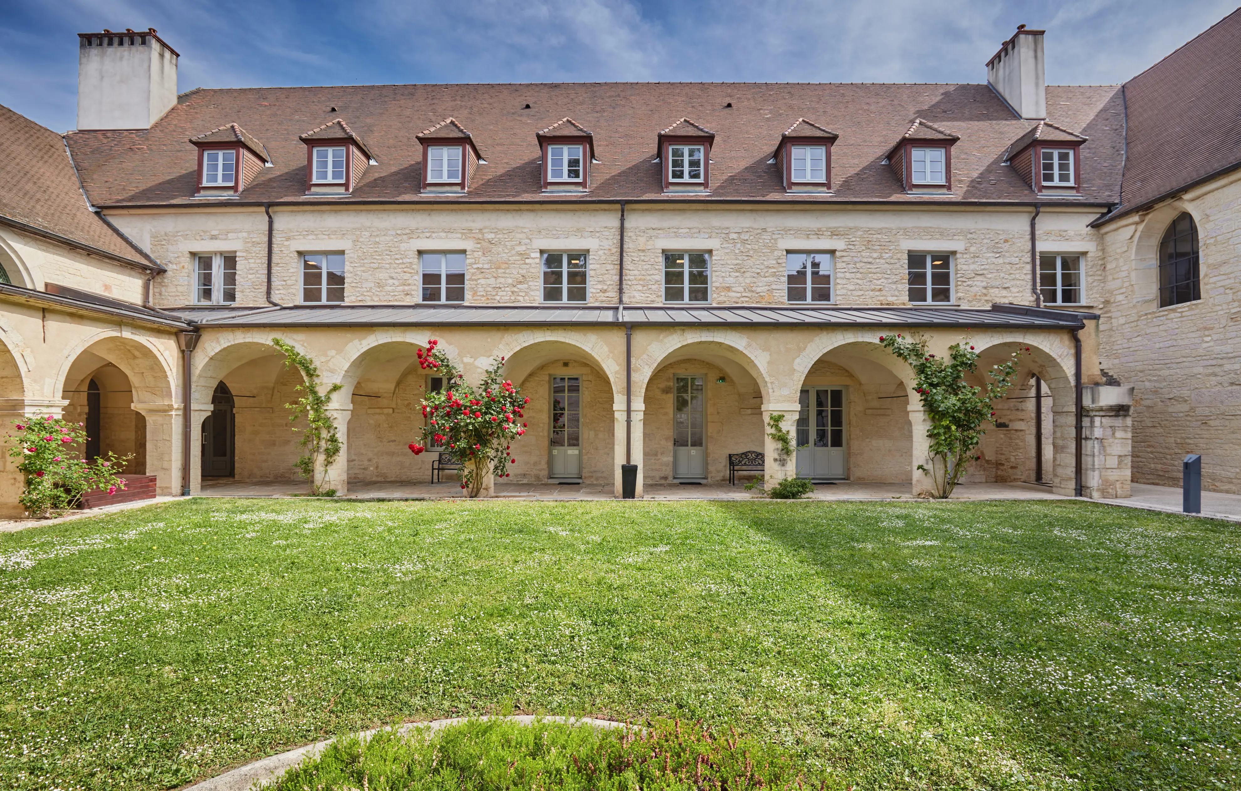 Dijon - Appart'Hôtel Les Corderliers 9