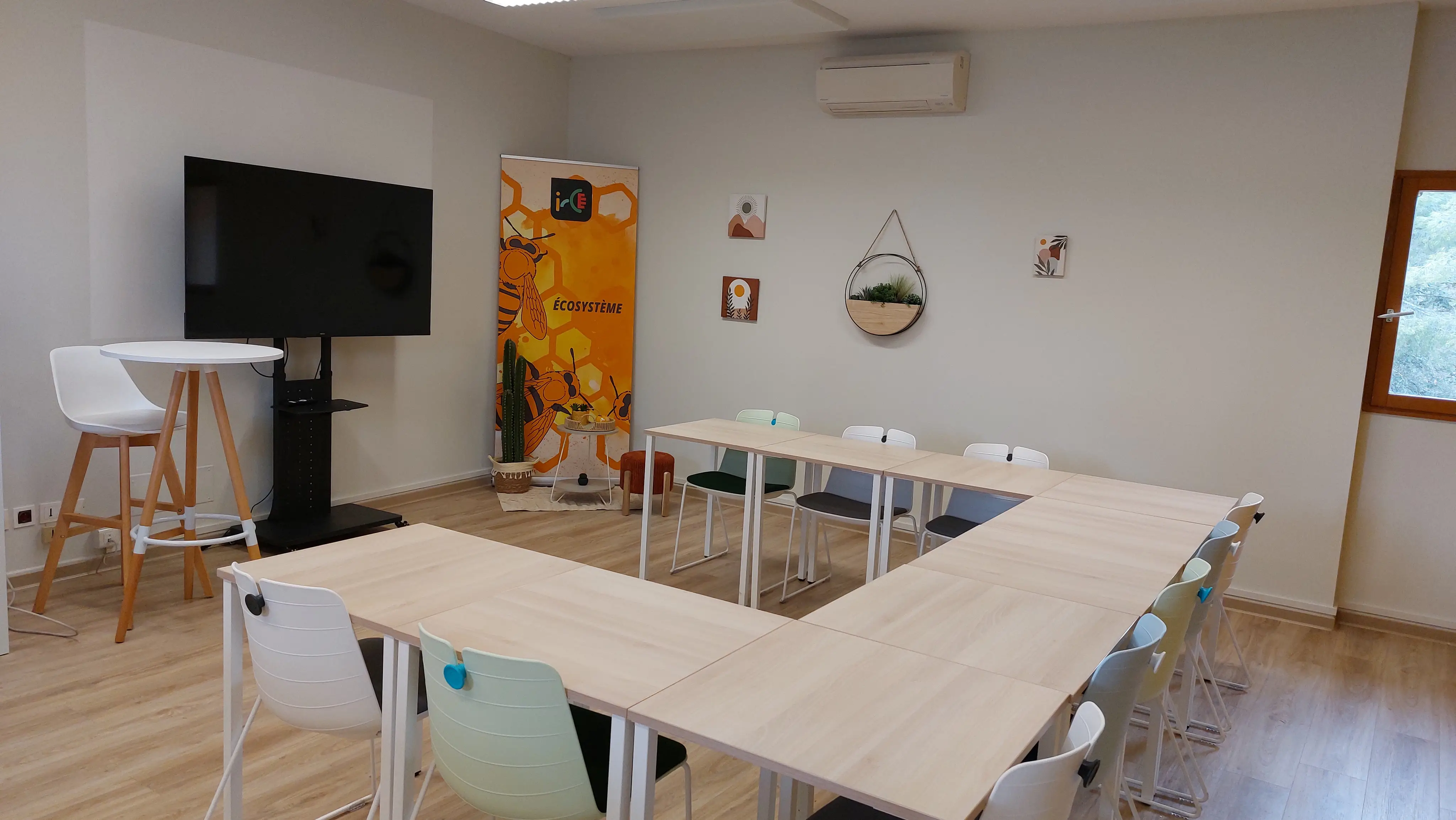 Institut Régional des Chefs d'Entreprise 16