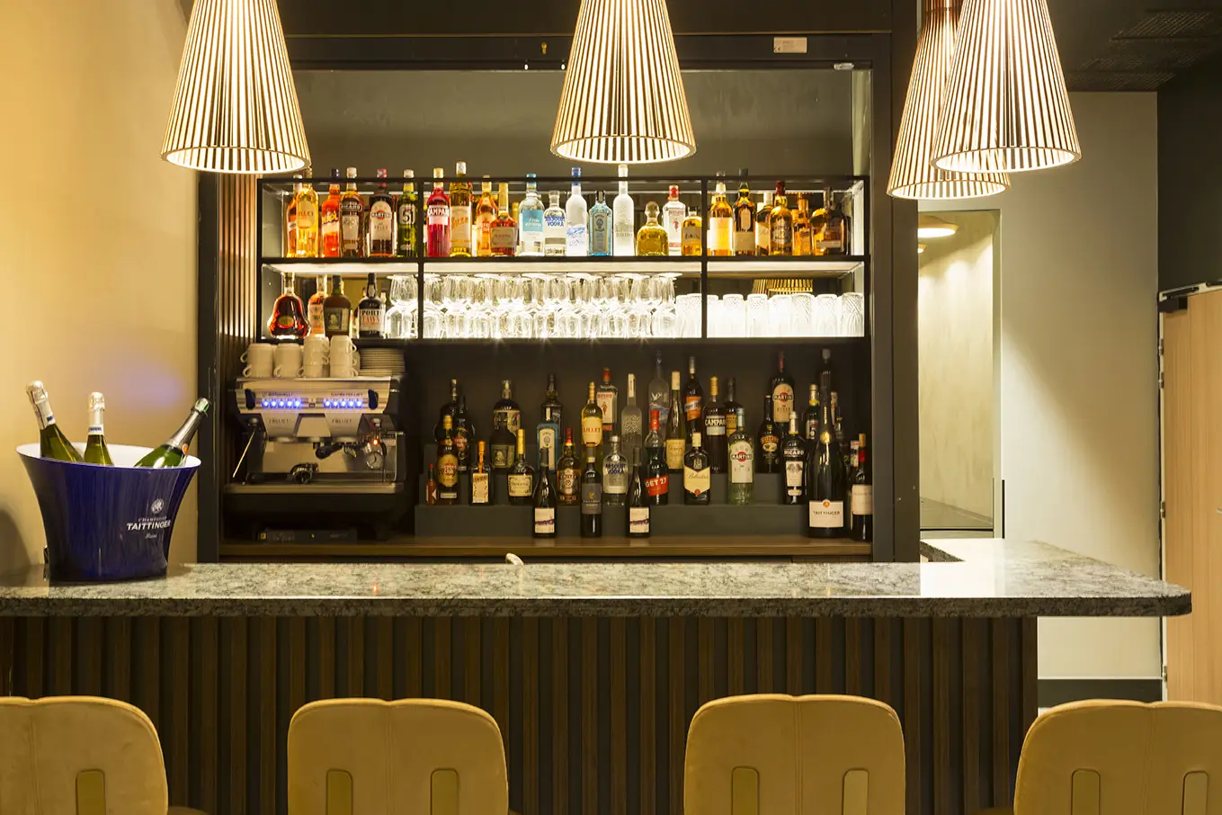Mercure Nîmes Centre Arènes**** 13