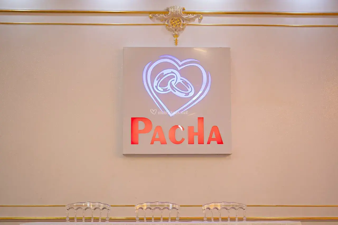 LE PACHA 14